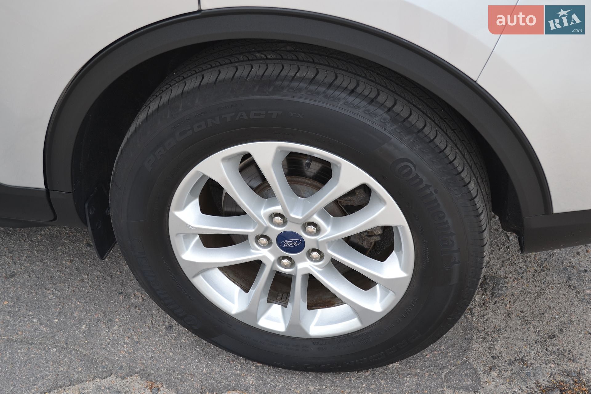 Ford Escape 2020 VIN 1FMCU9G68LUC38722 фото оголошення 13 з 49