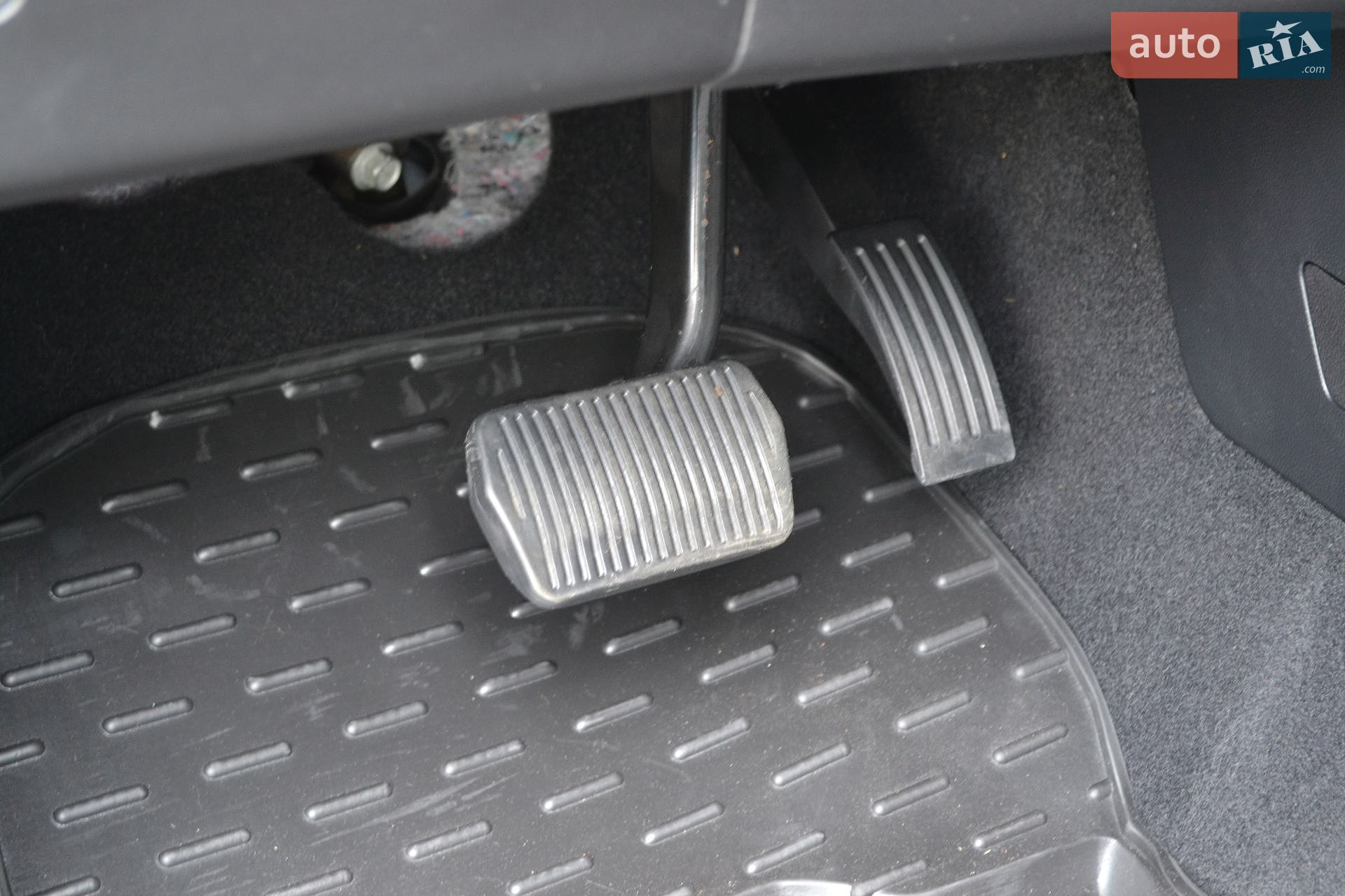 Ford Escape 2020 VIN 1FMCU9G68LUC38722 фото оголошення 35 з 49