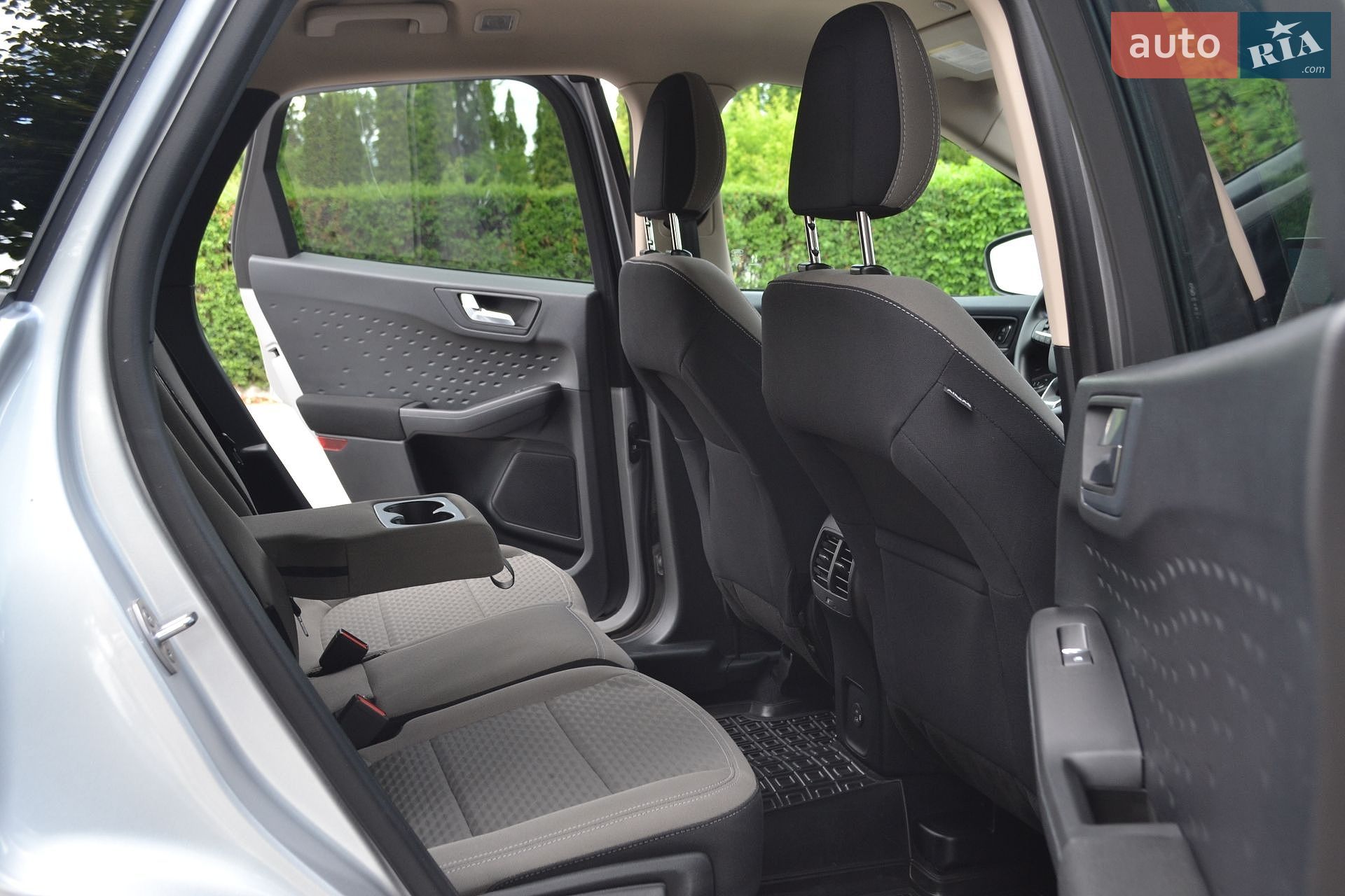 Ford Escape 2020 VIN 1FMCU9G68LUC38722 фото оголошення 44 з 49