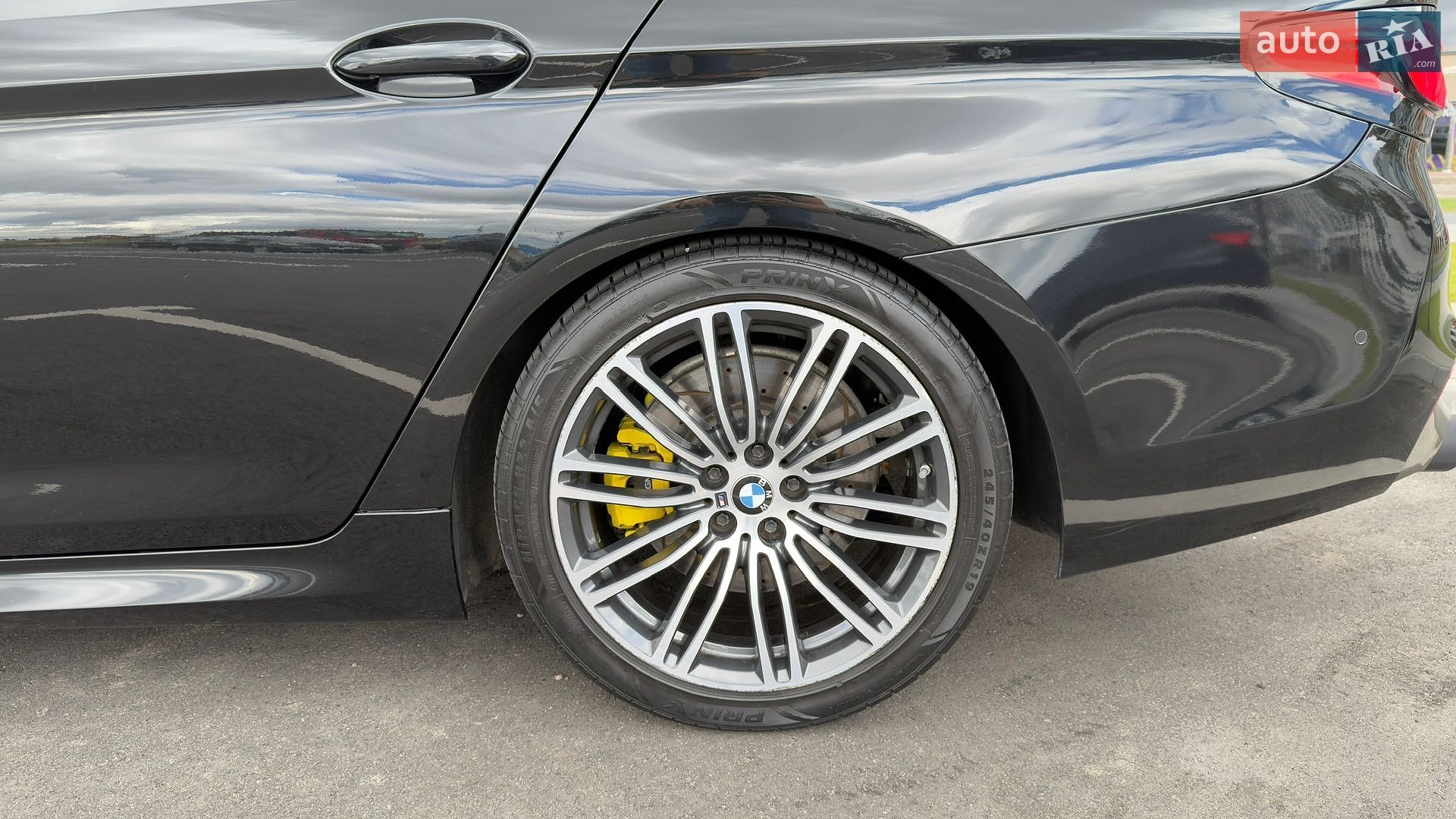 BMW 5 Series 2018 VIN WBAJE7C54KWD55100 фото оголошення 6 з 19