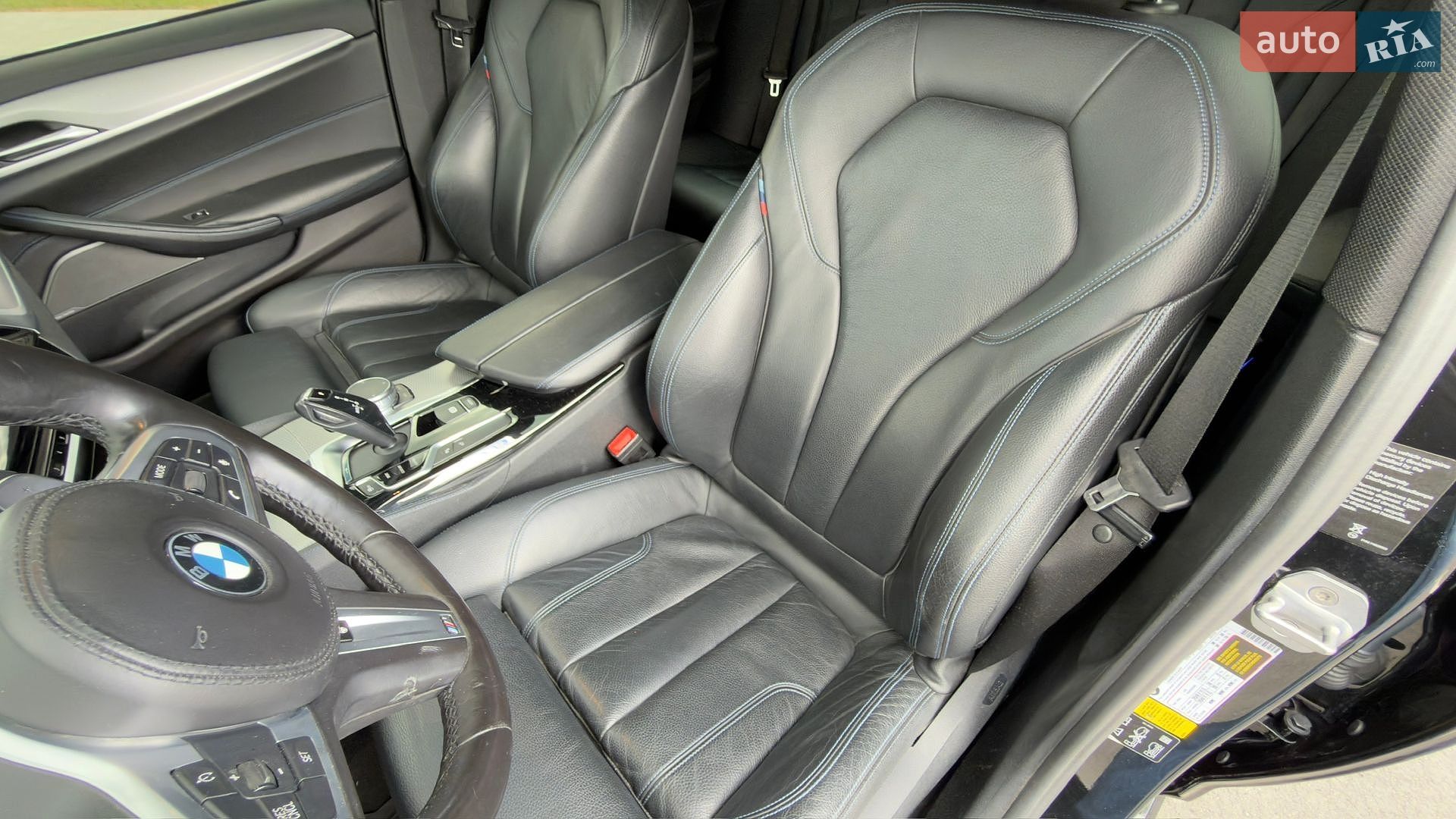 BMW 5 Series 2018 VIN WBAJE7C54KWD55100 фото оголошення 16 з 19
