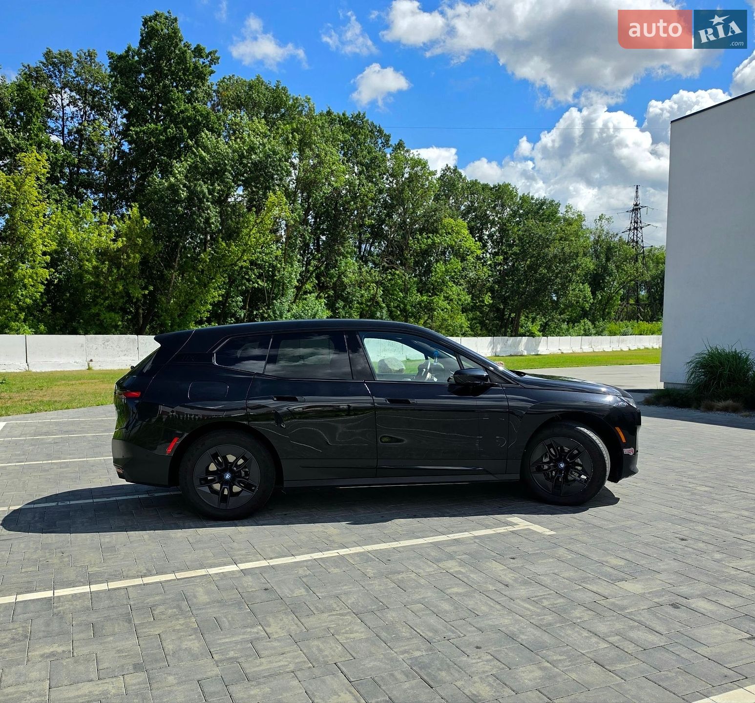 BMW iX 2023 VIN WB523CF05RCP95420 фото оголошення 26 з 42