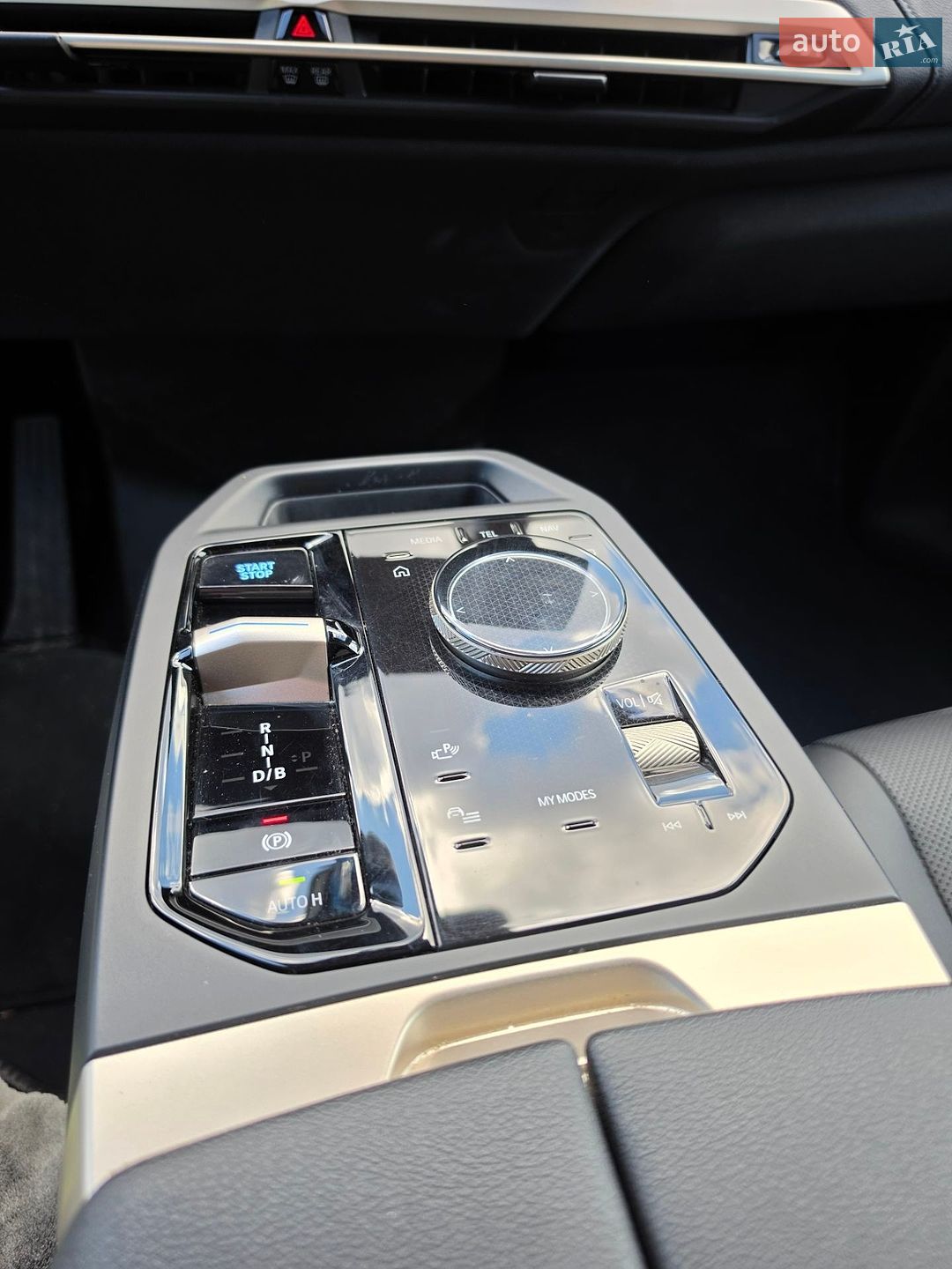 BMW iX 2023 VIN WB523CF05RCP95420 фото оголошення 35 з 42