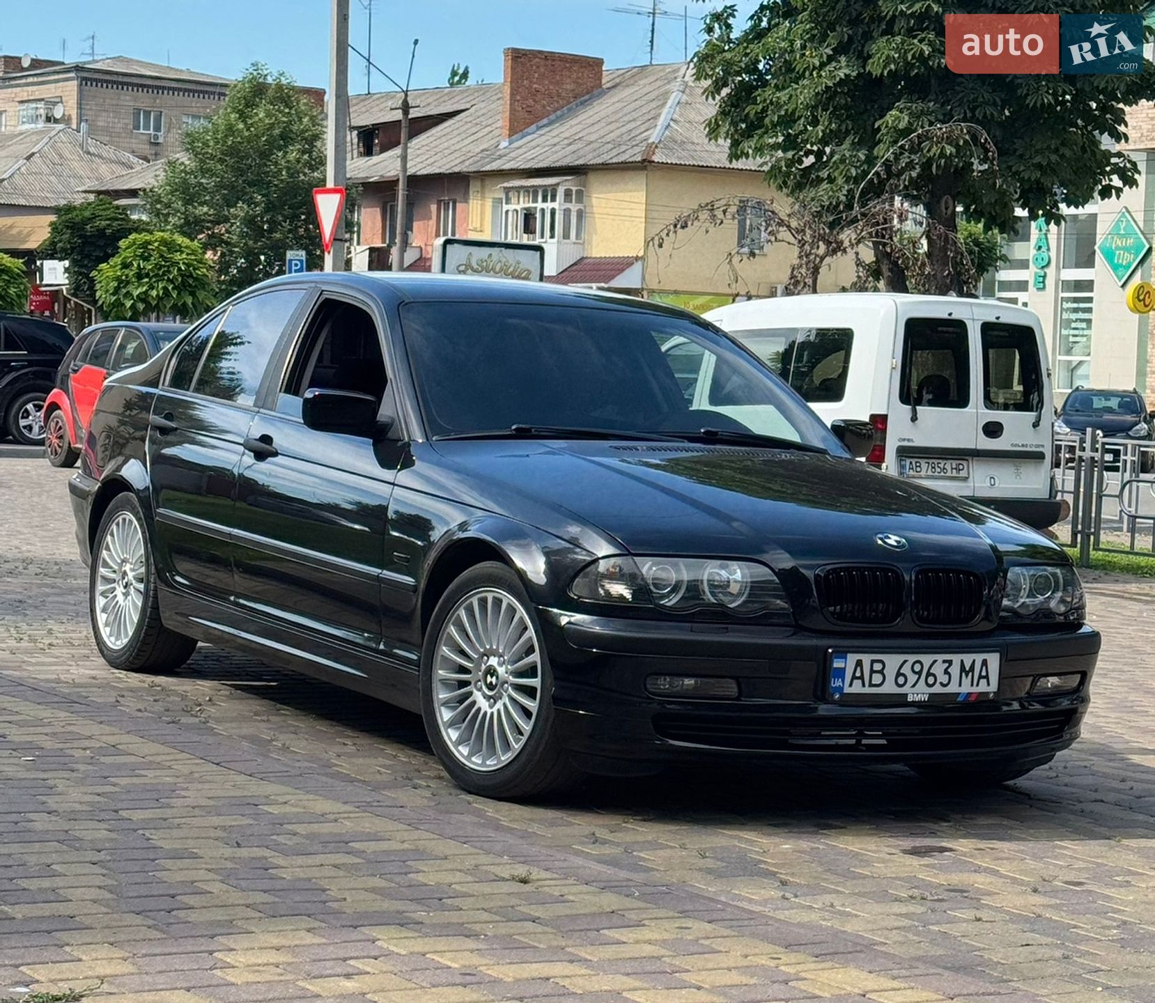 BMW 3 Series 1999 VIN WBAAL31010JJ53621 фото оголошення 8 з 29