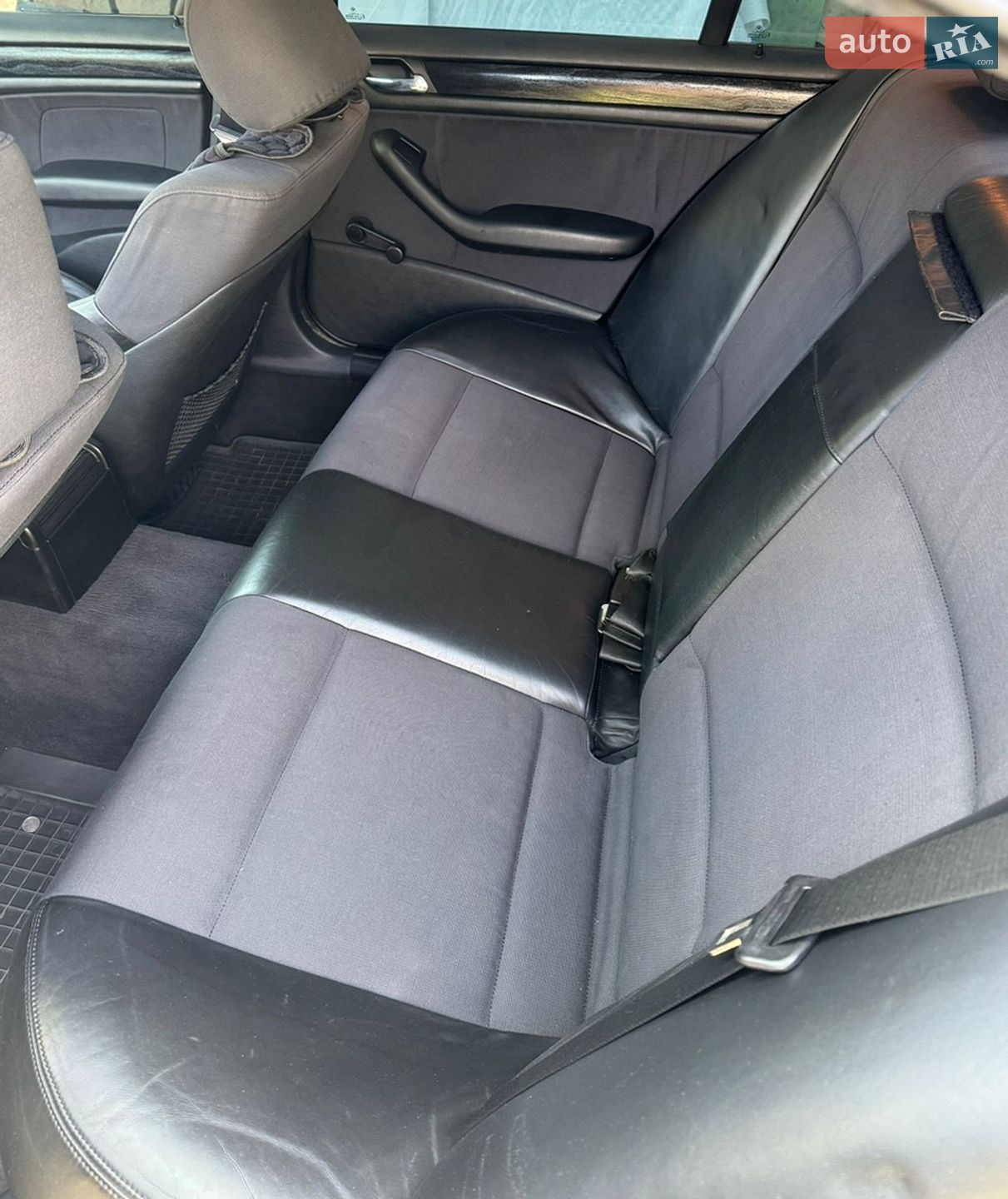 BMW 3 Series 1999 VIN WBAAL31010JJ53621 фото оголошення 29 з 34
