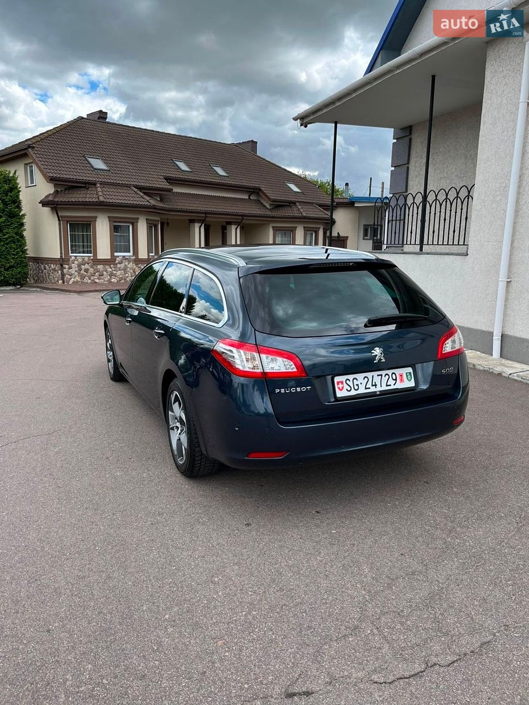Peugeot 508 2016 VIN VF38EAHWTFL017072 фото оголошення 2 з 40
