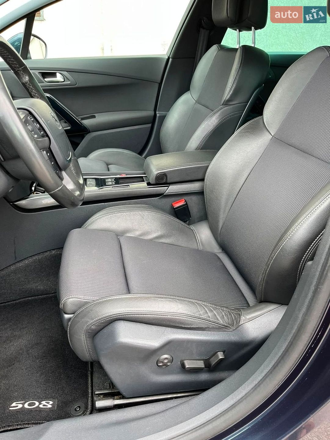 Peugeot 508 2016 VIN VF38EAHWTFL017072 фото оголошення 10 з 40