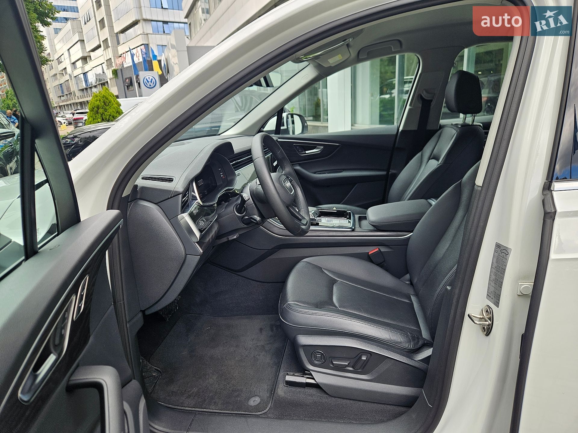 Audi Q7 2023 VIN WAUZZZ4M3PD025909 фото оголошення 21 з 56
