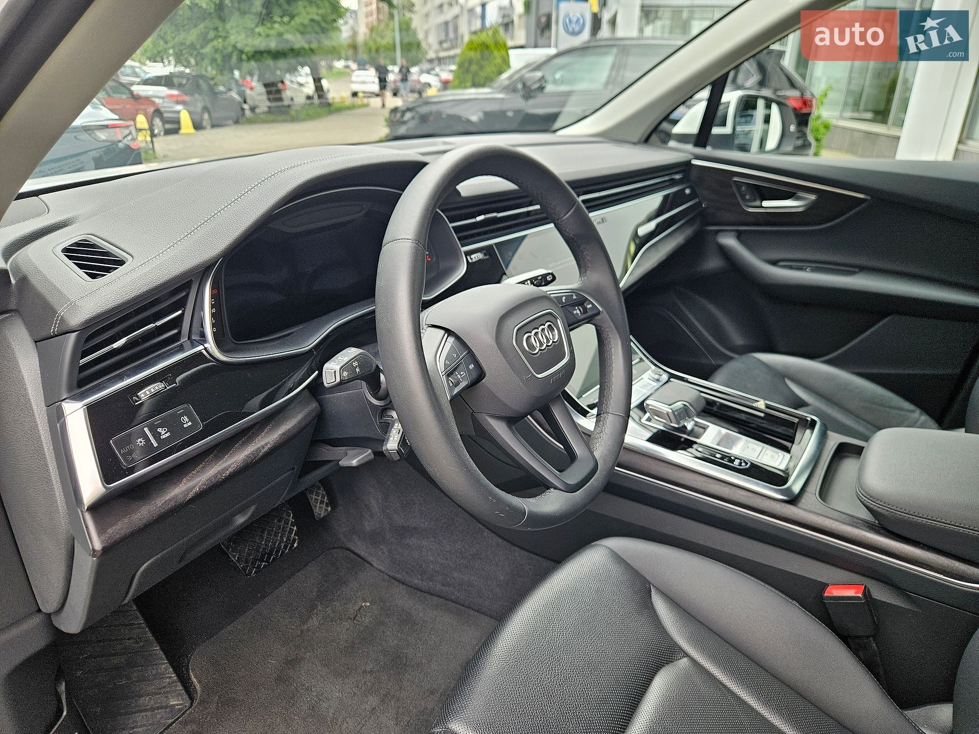 Audi Q7 2023 VIN WAUZZZ4M3PD025909 фото оголошення 24 з 56