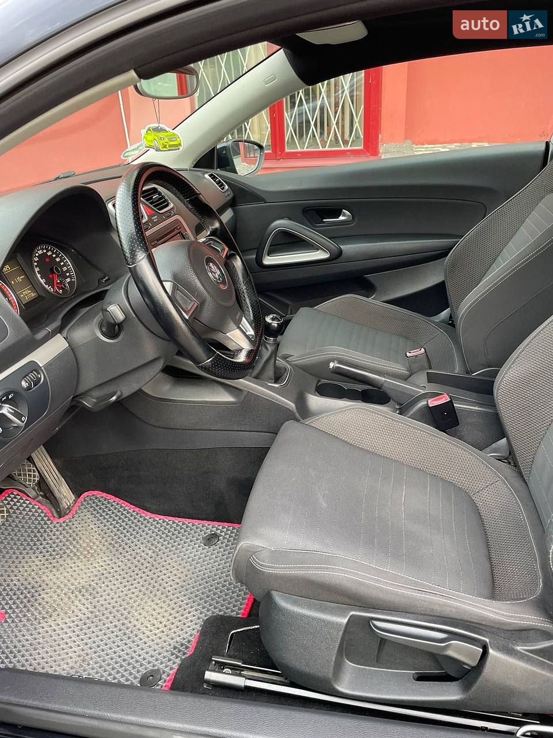 Volkswagen Scirocco 2009 VIN WVWZZZ13ZAV404068 фото оголошення 34 з 35