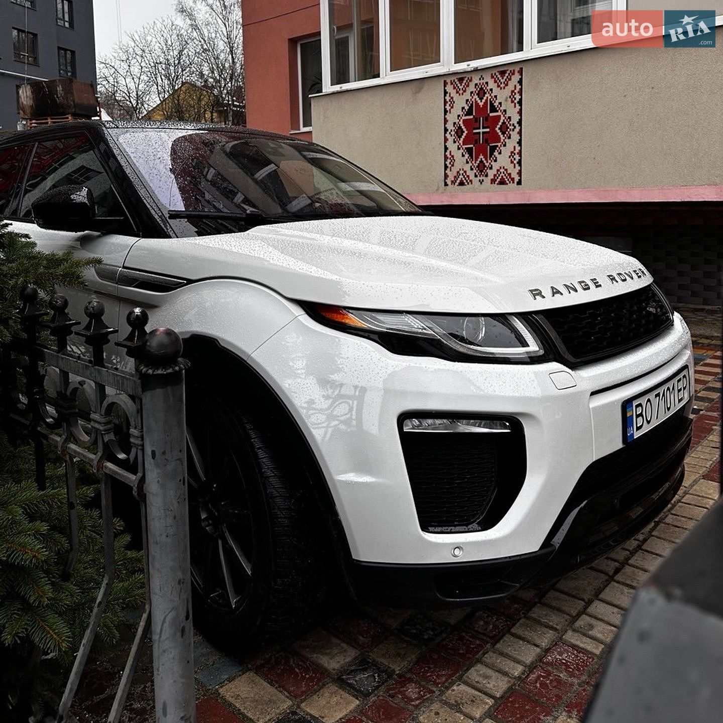 Land Rover Range Rover Evoque 2017 VIN SALVR2BG5HH246453 фото оголошення 3 з 34
