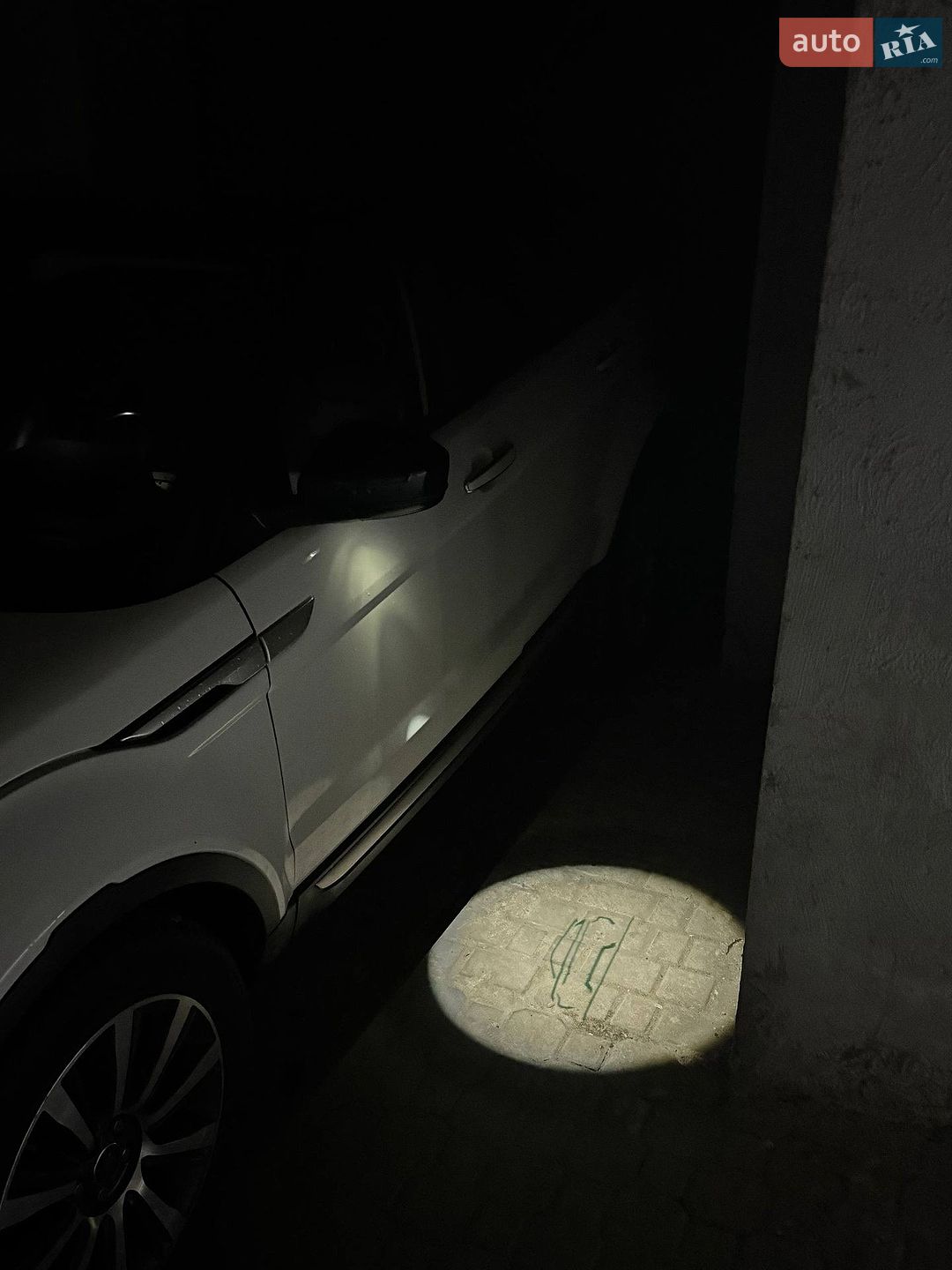 Land Rover Range Rover Evoque 2017 VIN SALVR2BG5HH246453 фото оголошення 33 з 34