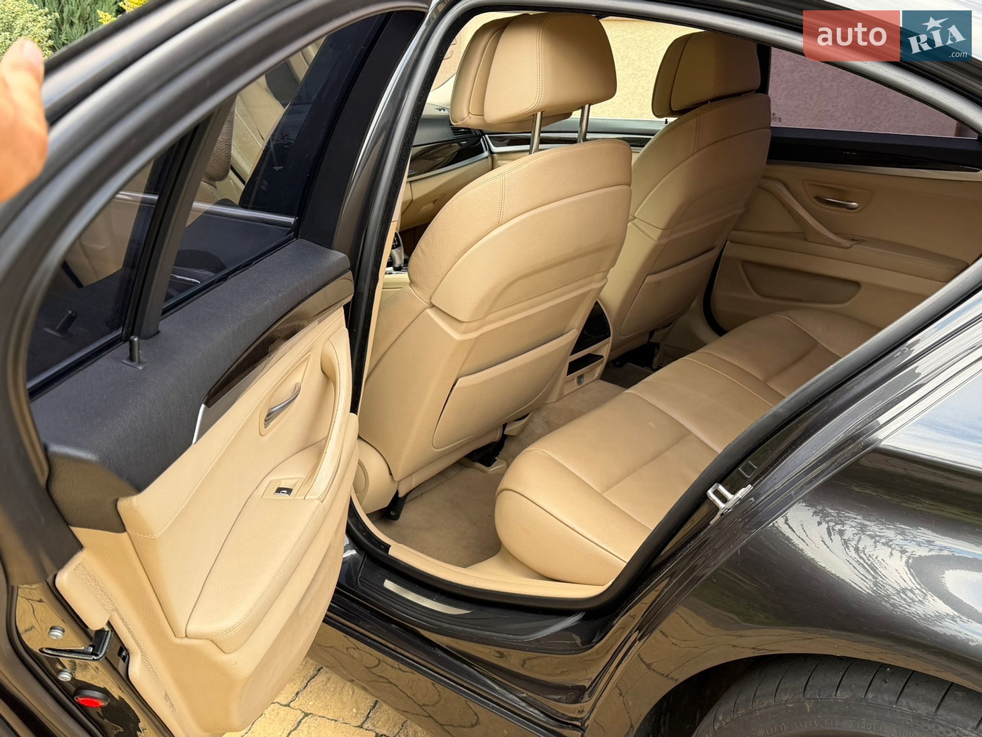 BMW 5 Series 2010 VIN WBAFW31090C563097 фото оголошення 11 з 15