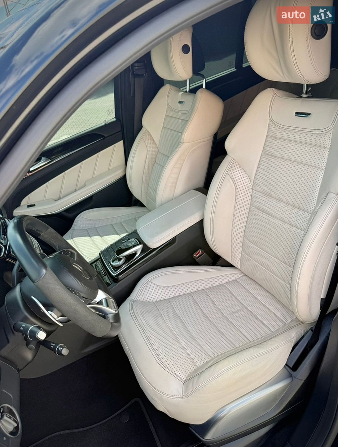 Mercedes-Benz GLS-Class 2019 VIN 4JGDF7FE8KB226091 фото оголошення 28 з 84