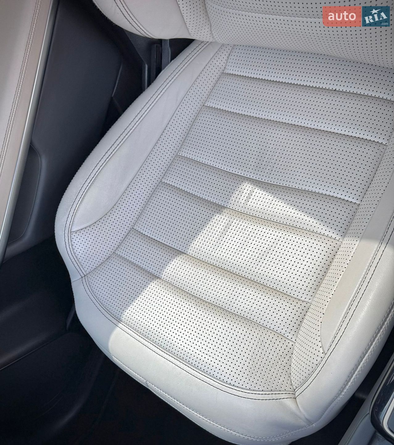 Mercedes-Benz GLS-Class 2019 VIN 4JGDF7FE8KB226091 фото оголошення 33 з 84
