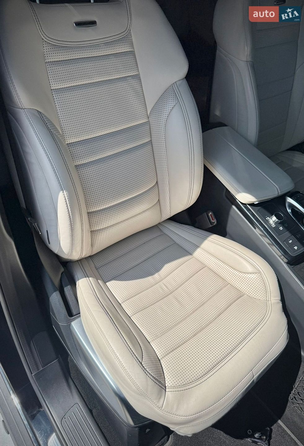 Mercedes-Benz GLS-Class 2019 VIN 4JGDF7FE8KB226091 фото оголошення 30 з 84