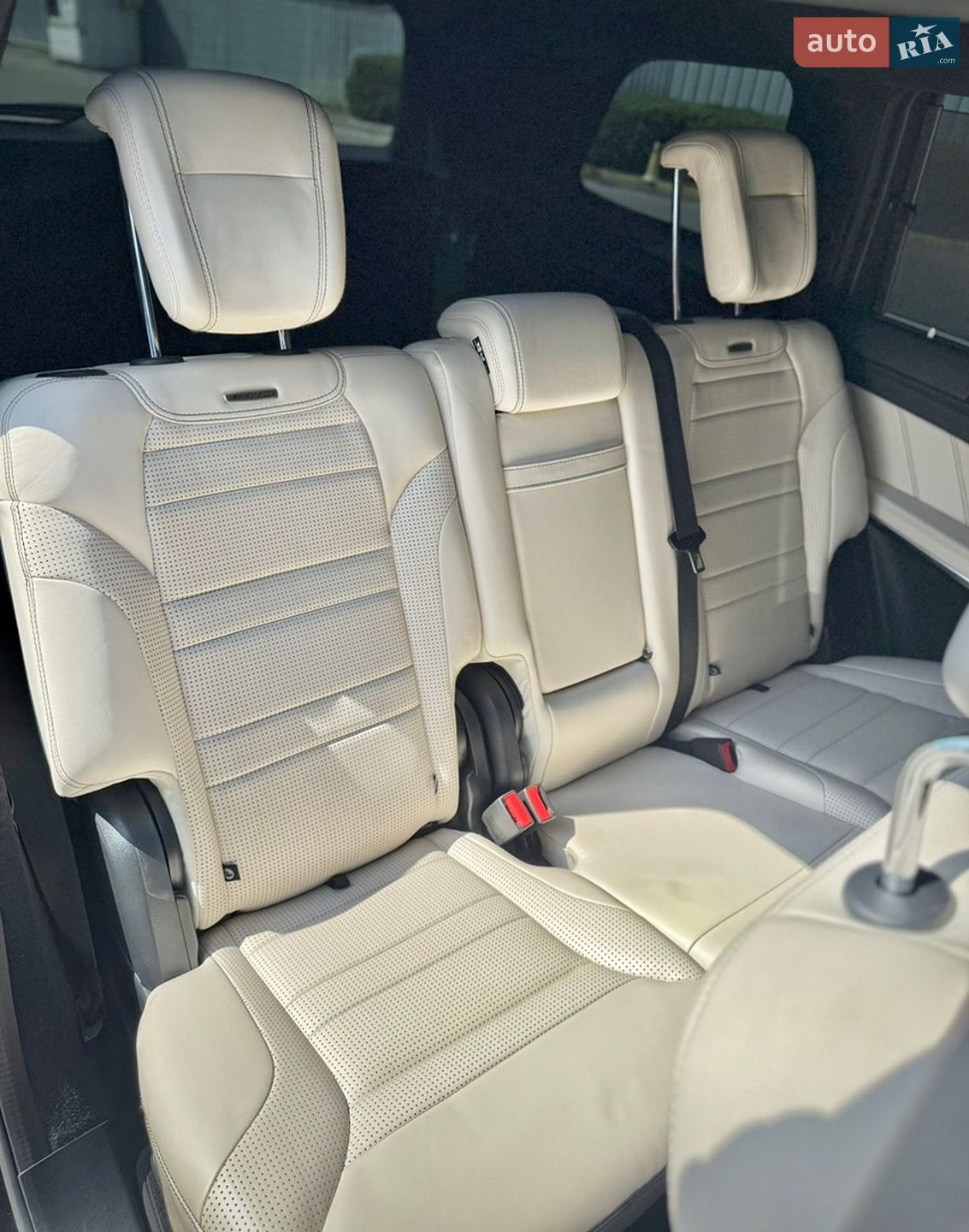 Mercedes-Benz GLS-Class 2019 VIN 4JGDF7FE8KB226091 фото оголошення 35 з 84