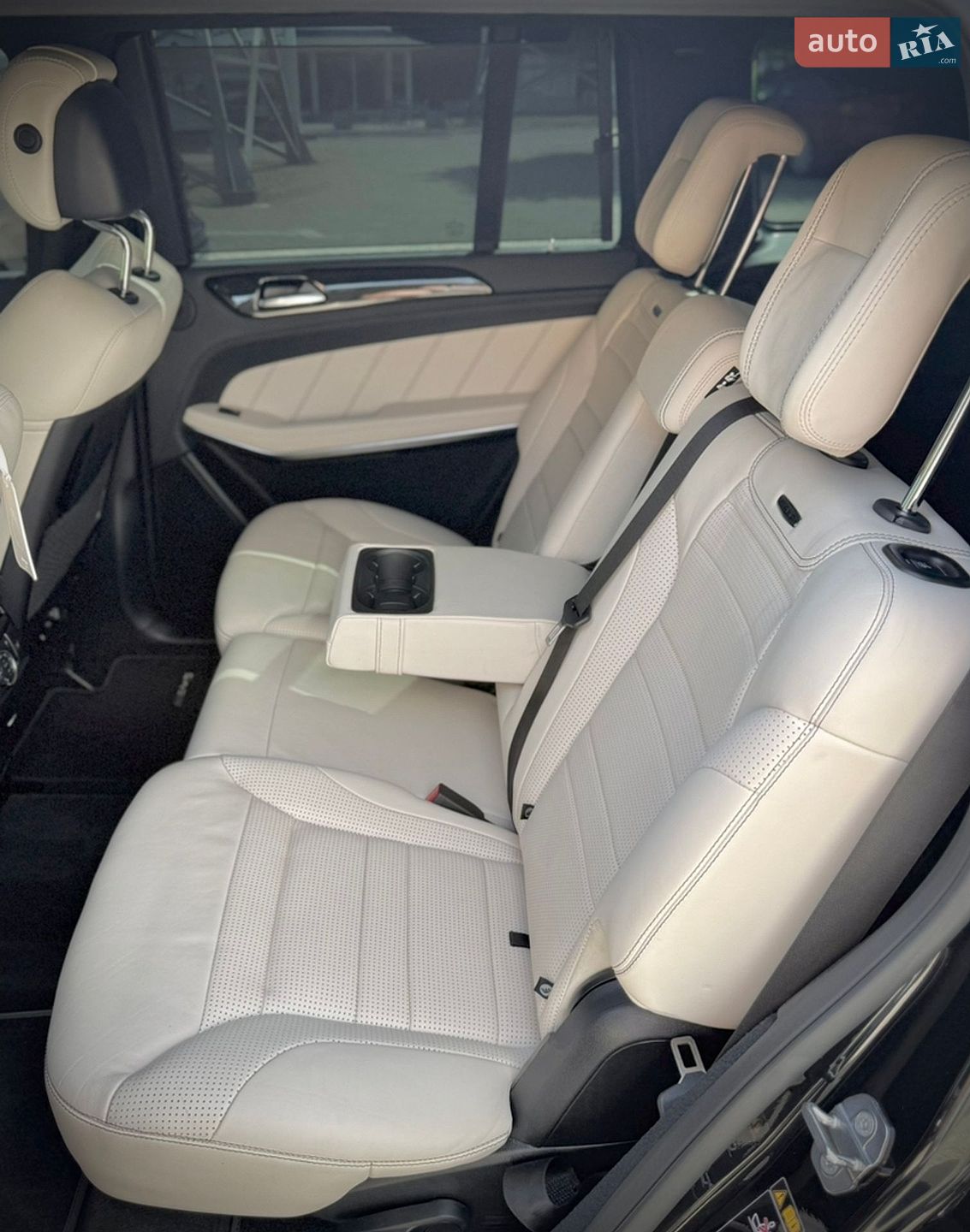 Mercedes-Benz GLS-Class 2019 VIN 4JGDF7FE8KB226091 фото оголошення 37 з 84