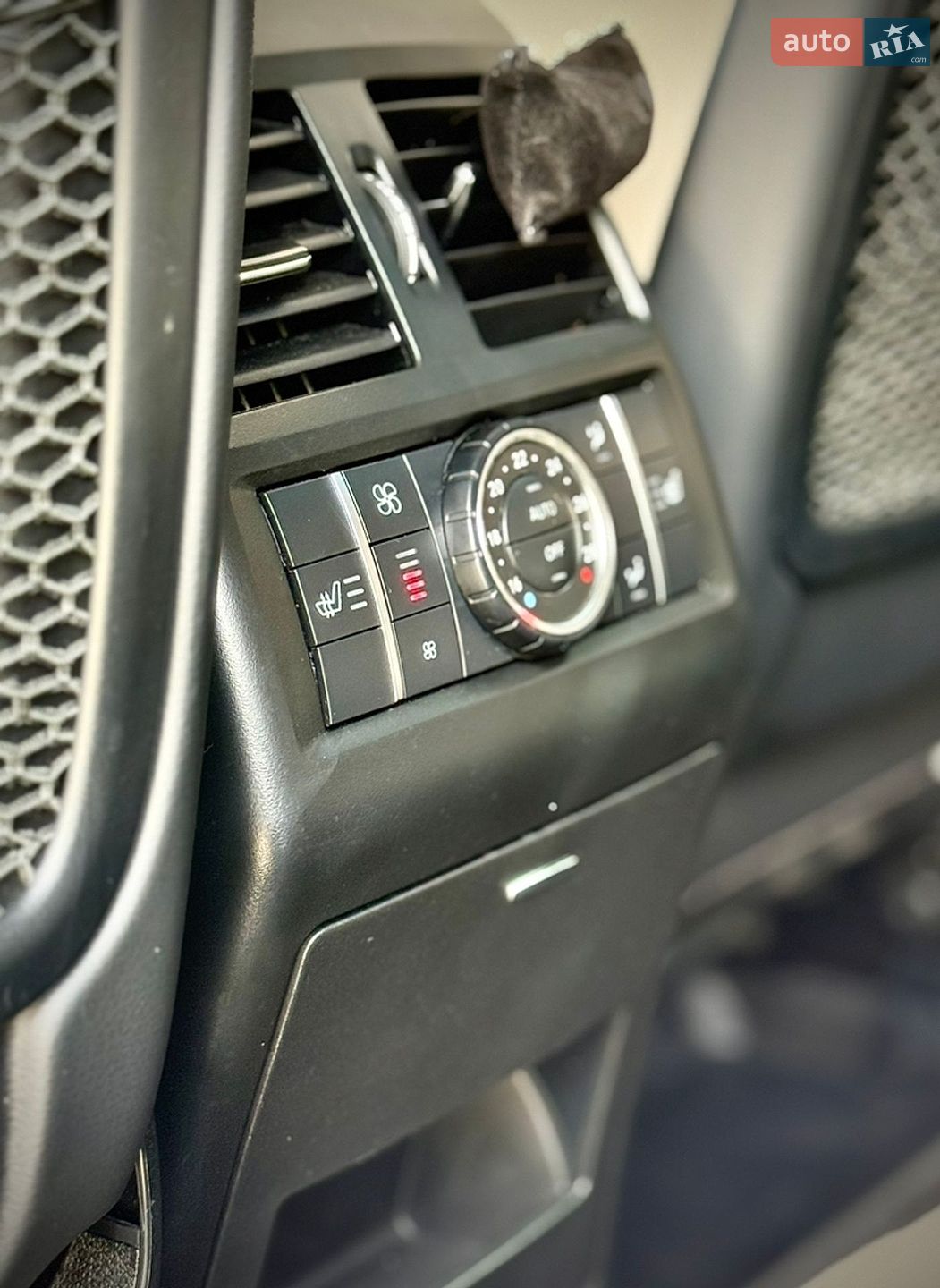 Mercedes-Benz GLS-Class 2019 VIN 4JGDF7FE8KB226091 фото оголошення 40 з 84