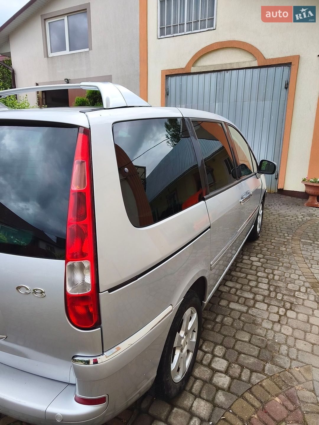Citroen C8 2010 VIN VF7EBRHD8AZ056333 фото оголошення 7 з 26