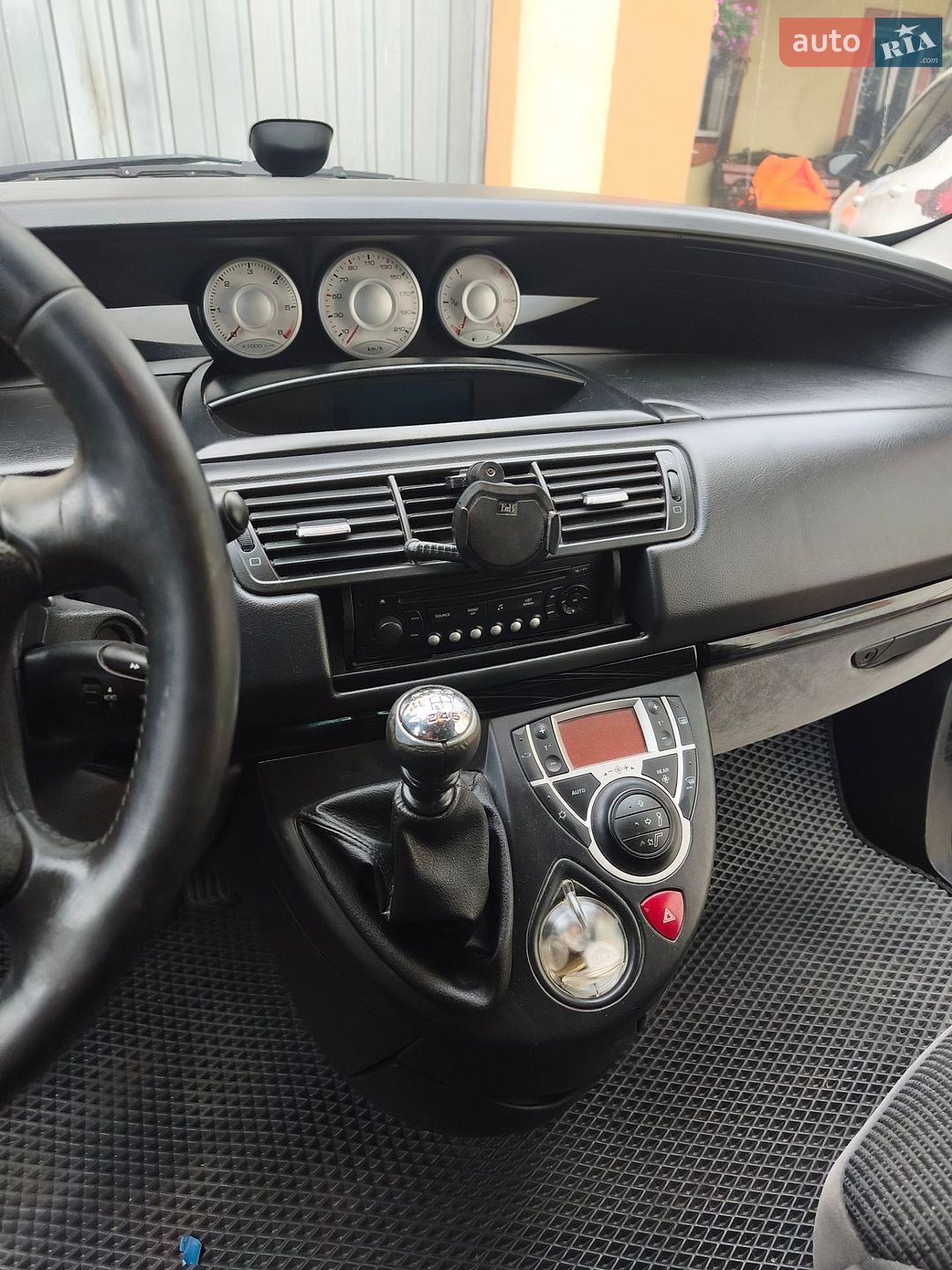 Citroen C8 2010 VIN VF7EBRHD8AZ056333 фото оголошення 13 з 26