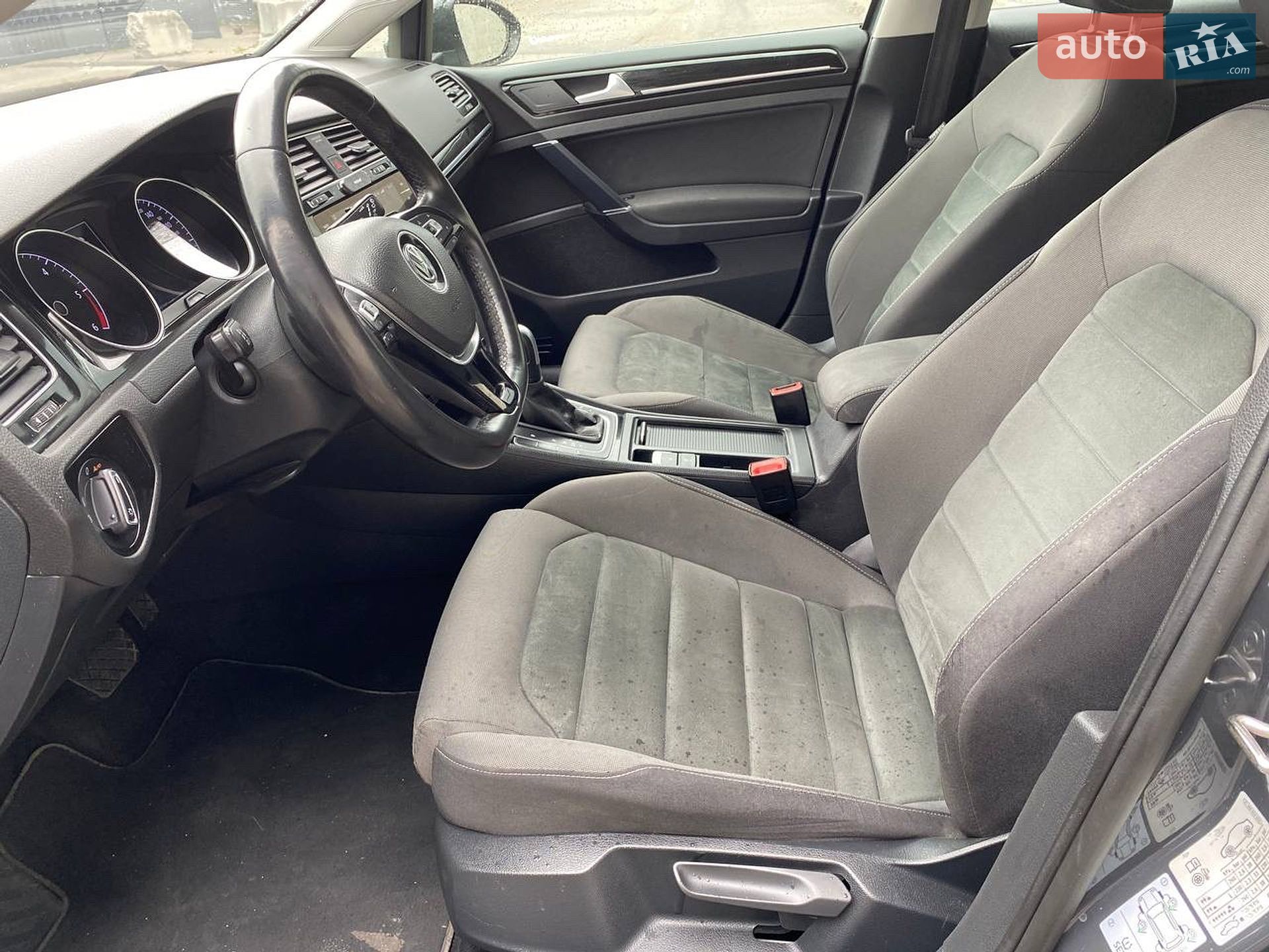 Volkswagen Golf 2019 VIN WVWZZZAUZLP507469 фото оголошення 9 з 31