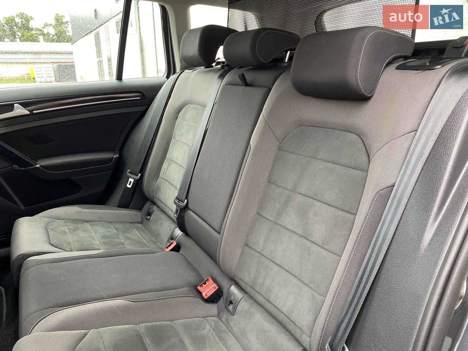 Volkswagen Golf 2019 VIN WVWZZZAUZLP507469 фото оголошення 22 з 31