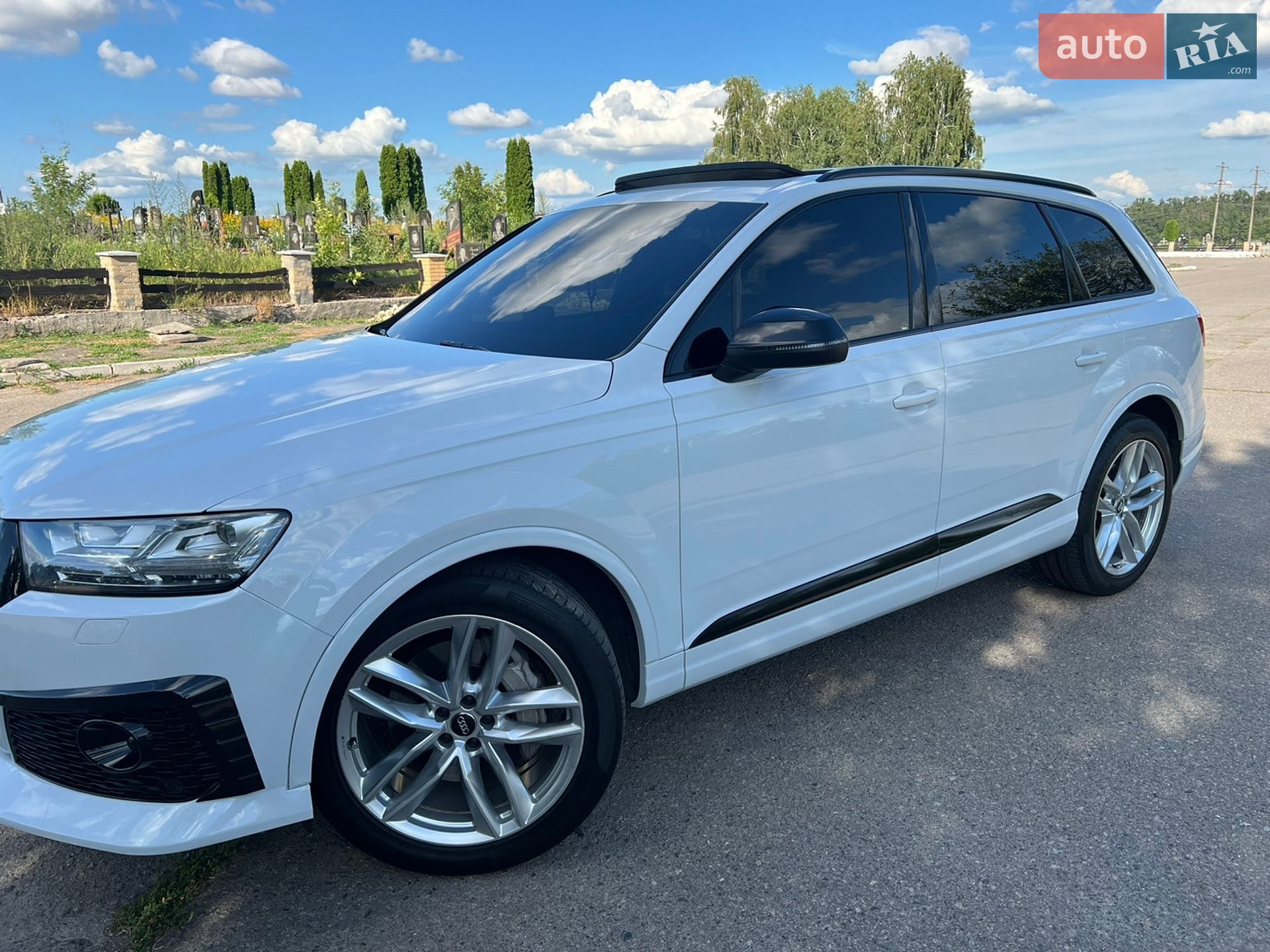 Audi Q7 2018 VIN WA1VAAF74JD029261 фото оголошення 12 з 38
