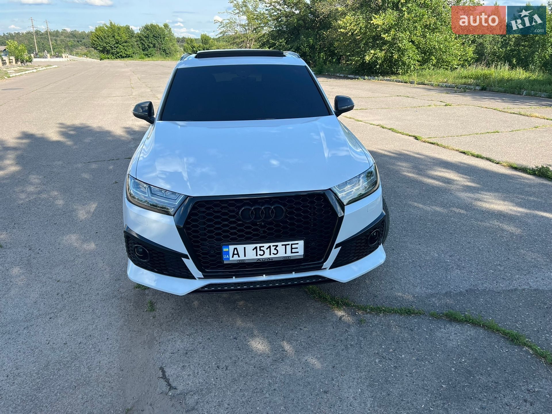 Audi Q7 2018 VIN WA1VAAF74JD029261 фото оголошення 30 з 38