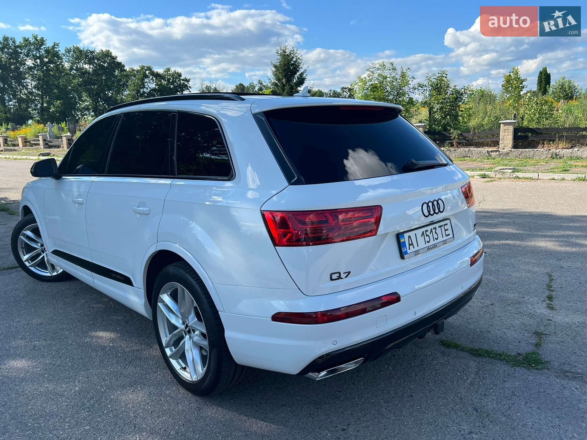 Audi Q7 2018 VIN WA1VAAF74JD029261 фото оголошення 22 з 38