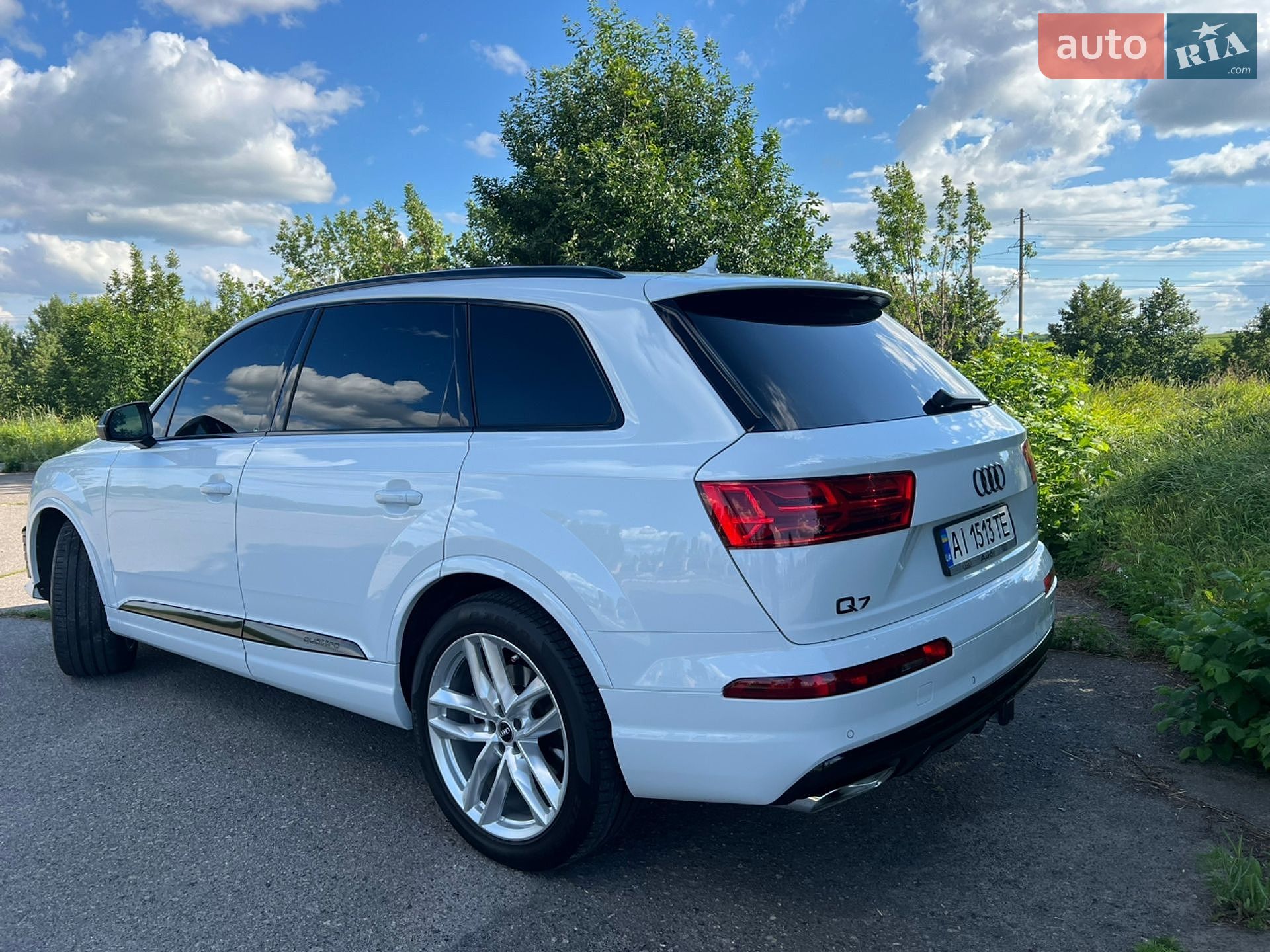 Audi Q7 2018 VIN WA1VAAF74JD029261 фото оголошення 24 з 38