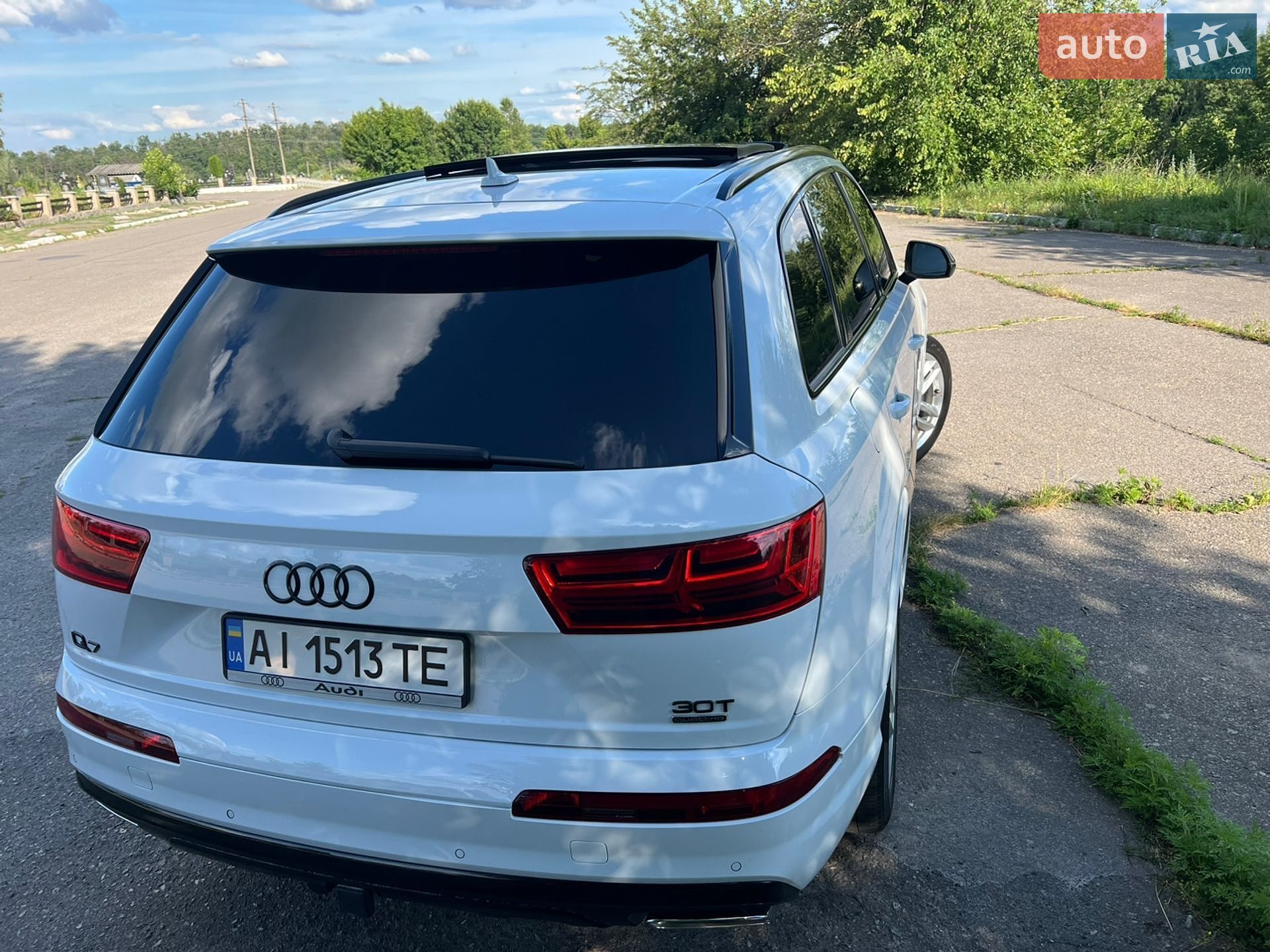 Audi Q7 2018 VIN WA1VAAF74JD029261 фото оголошення 28 з 38