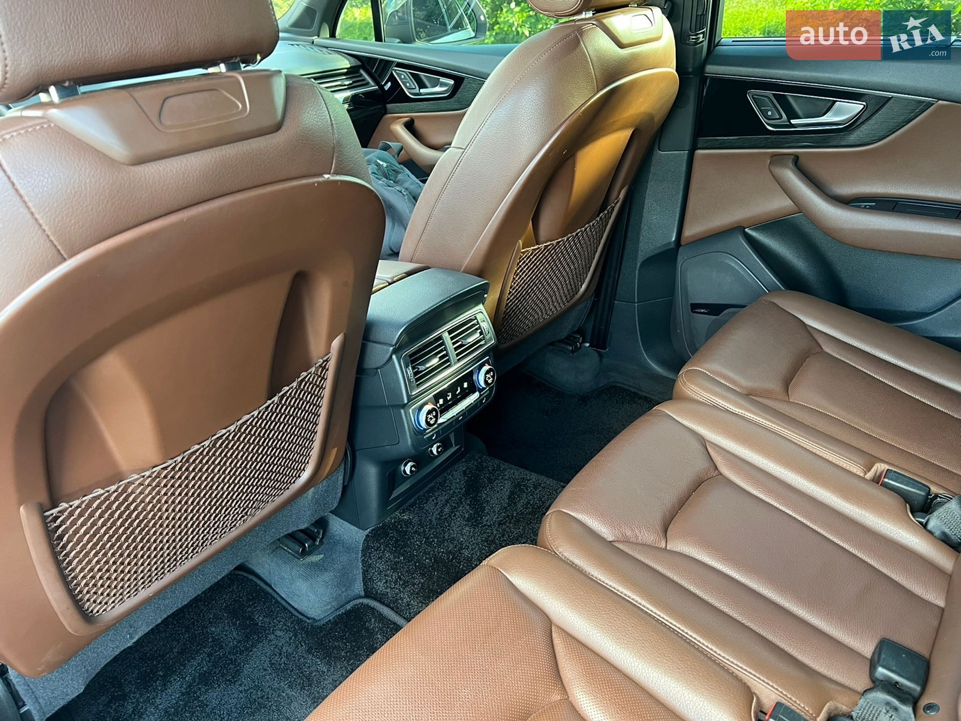 Audi Q7 2018 VIN WA1VAAF74JD029261 фото оголошення 33 з 38