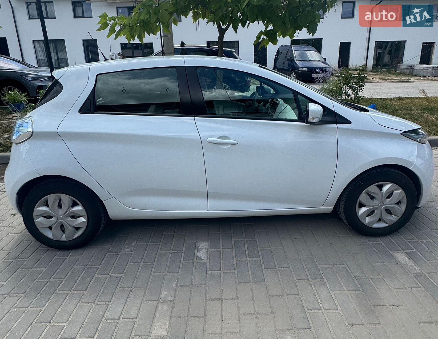 Renault Zoe 2019 VIN VF1AG000363004324 фото оголошення 4 з 22