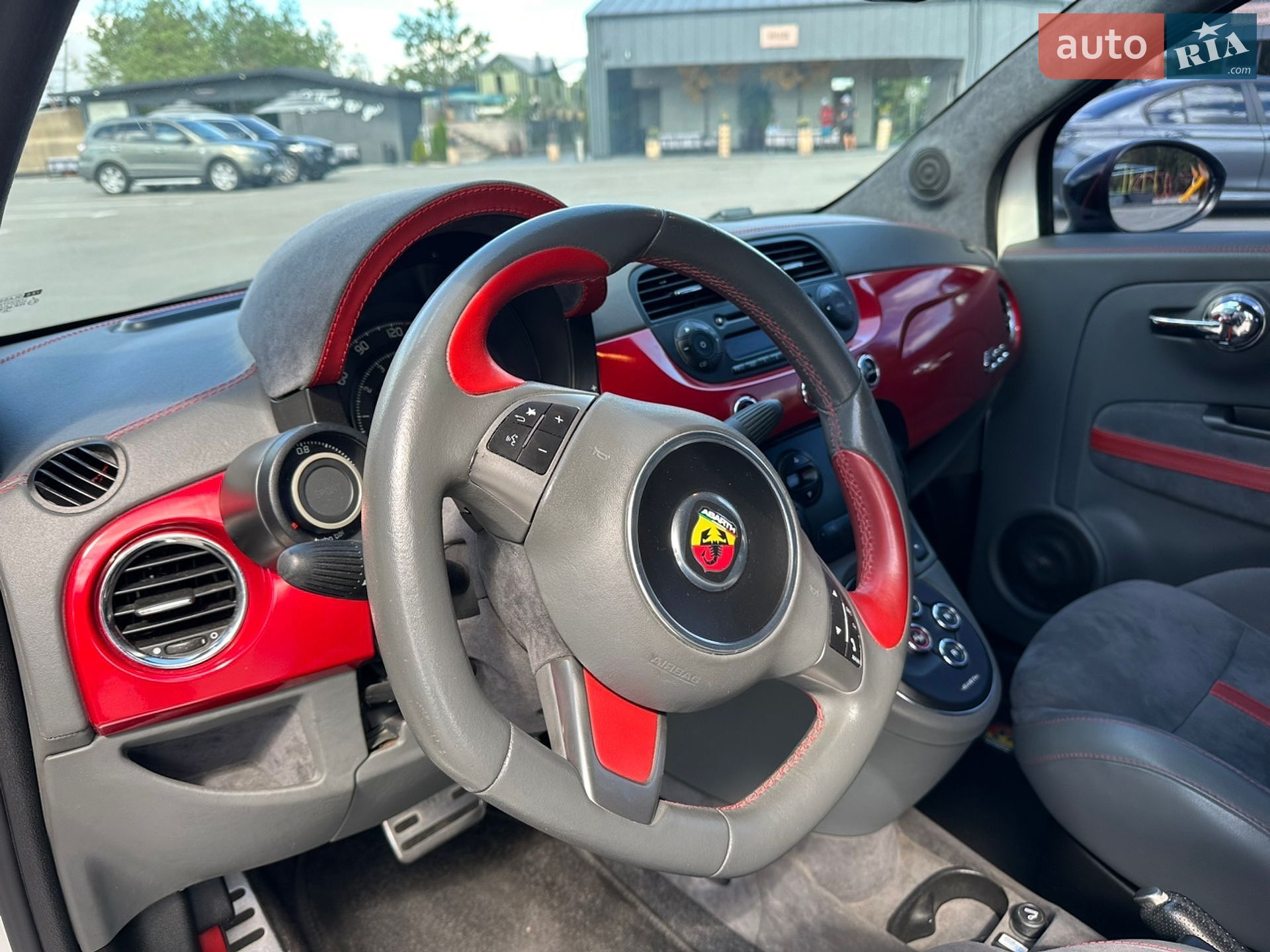 Abarth Fiat 500 2013 VIN ZFA3120000J117373 фото оголошення 12 з 17