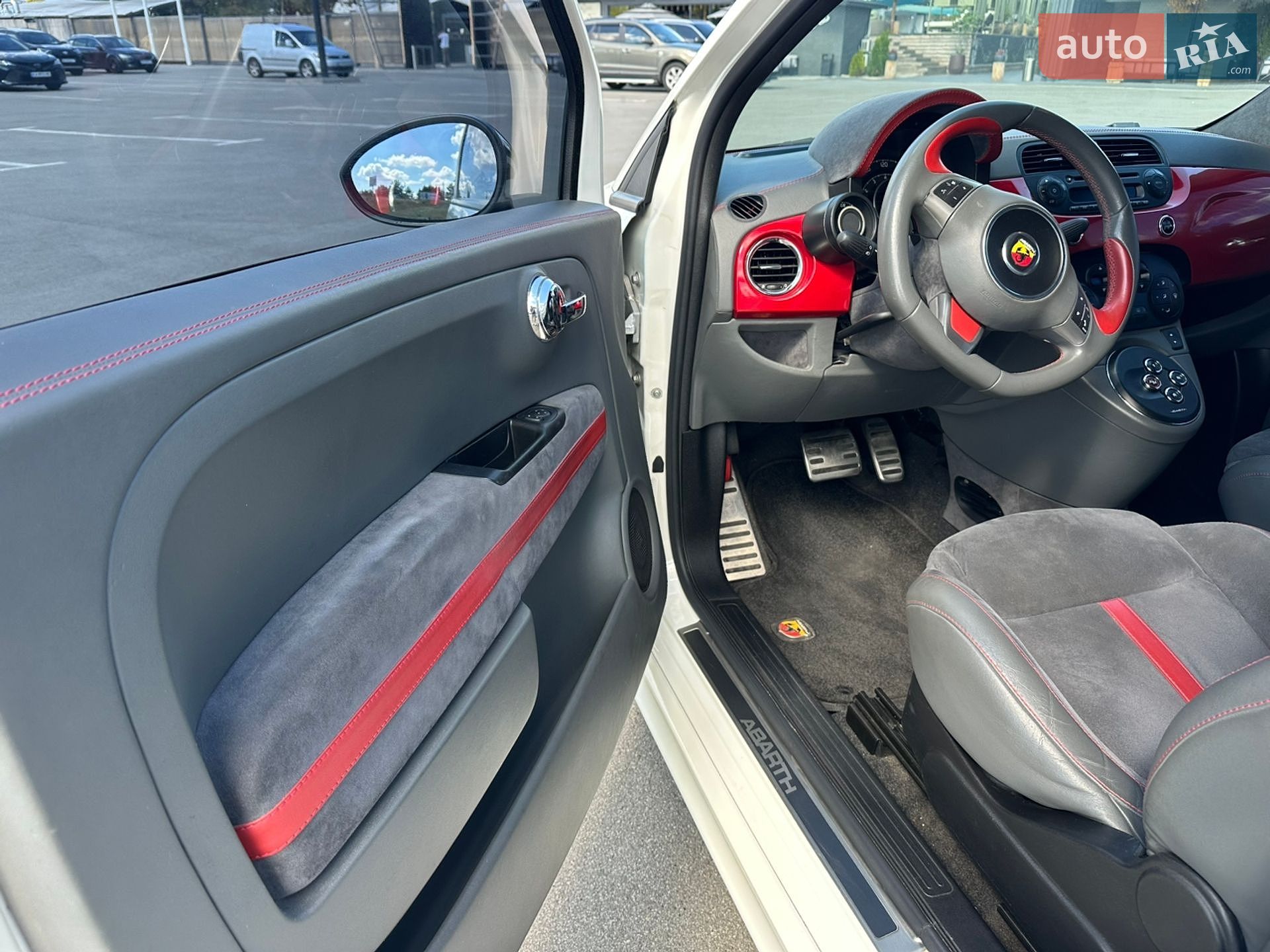 Abarth Fiat 500 2013 VIN ZFA3120000J117373 фото оголошення 13 з 17