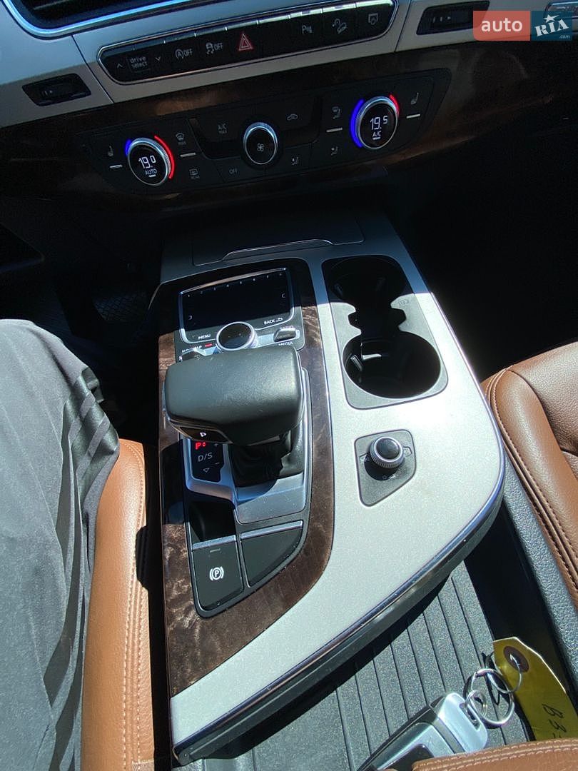 Audi Q7 2019 VIN WA1LHAF77KD038671 фото оголошення 30 з 50