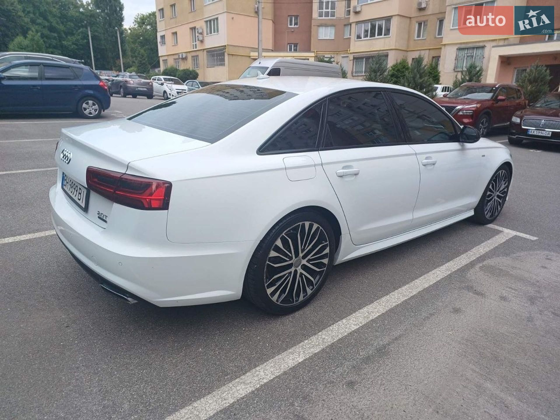 Audi A6 2017 VIN WAUF8AFC4JN050377 фото оголошення 4 з 24