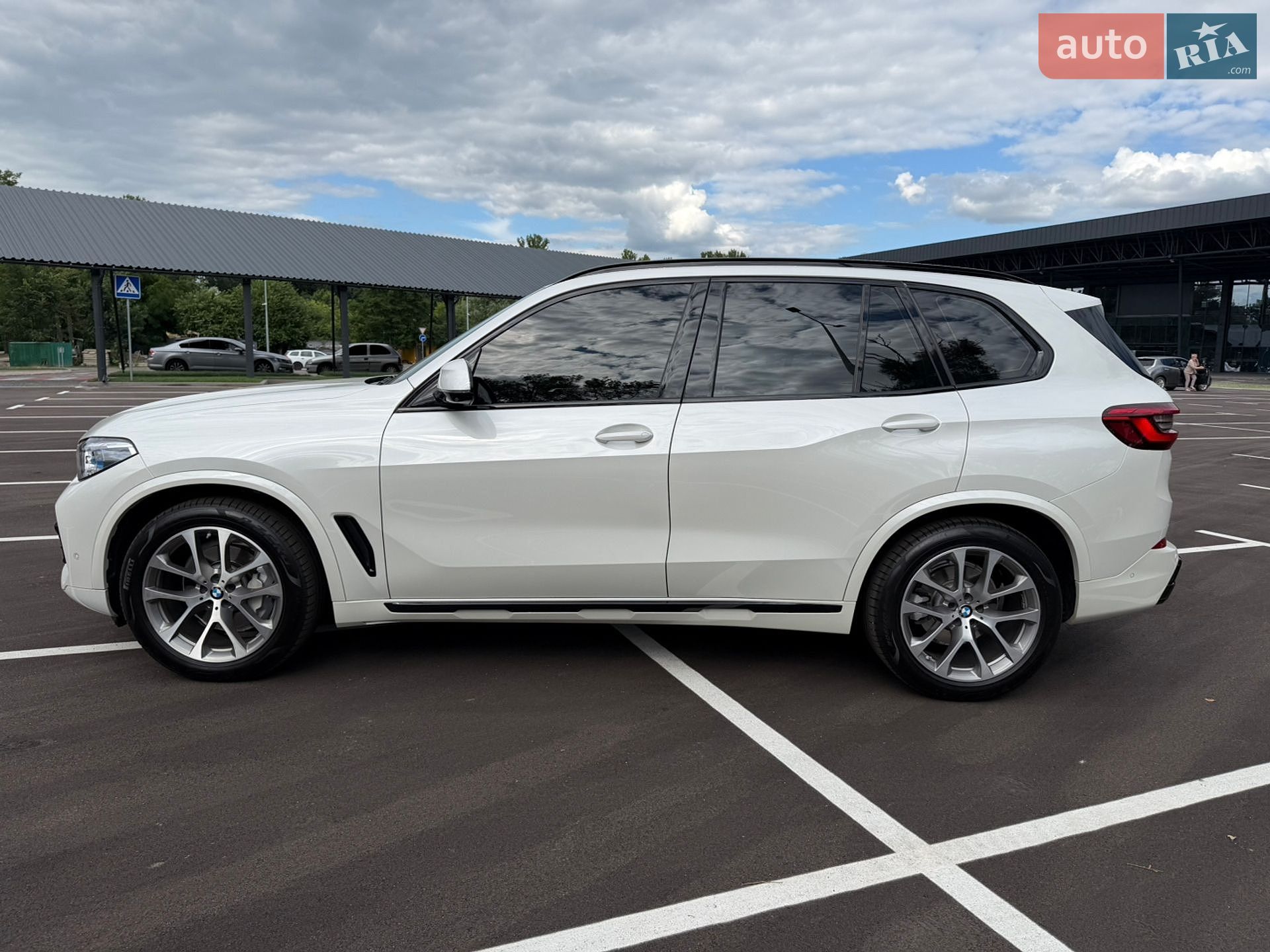 BMW X5 2019 VIN WBACV61090LK19017 фото оголошення 11 з 128