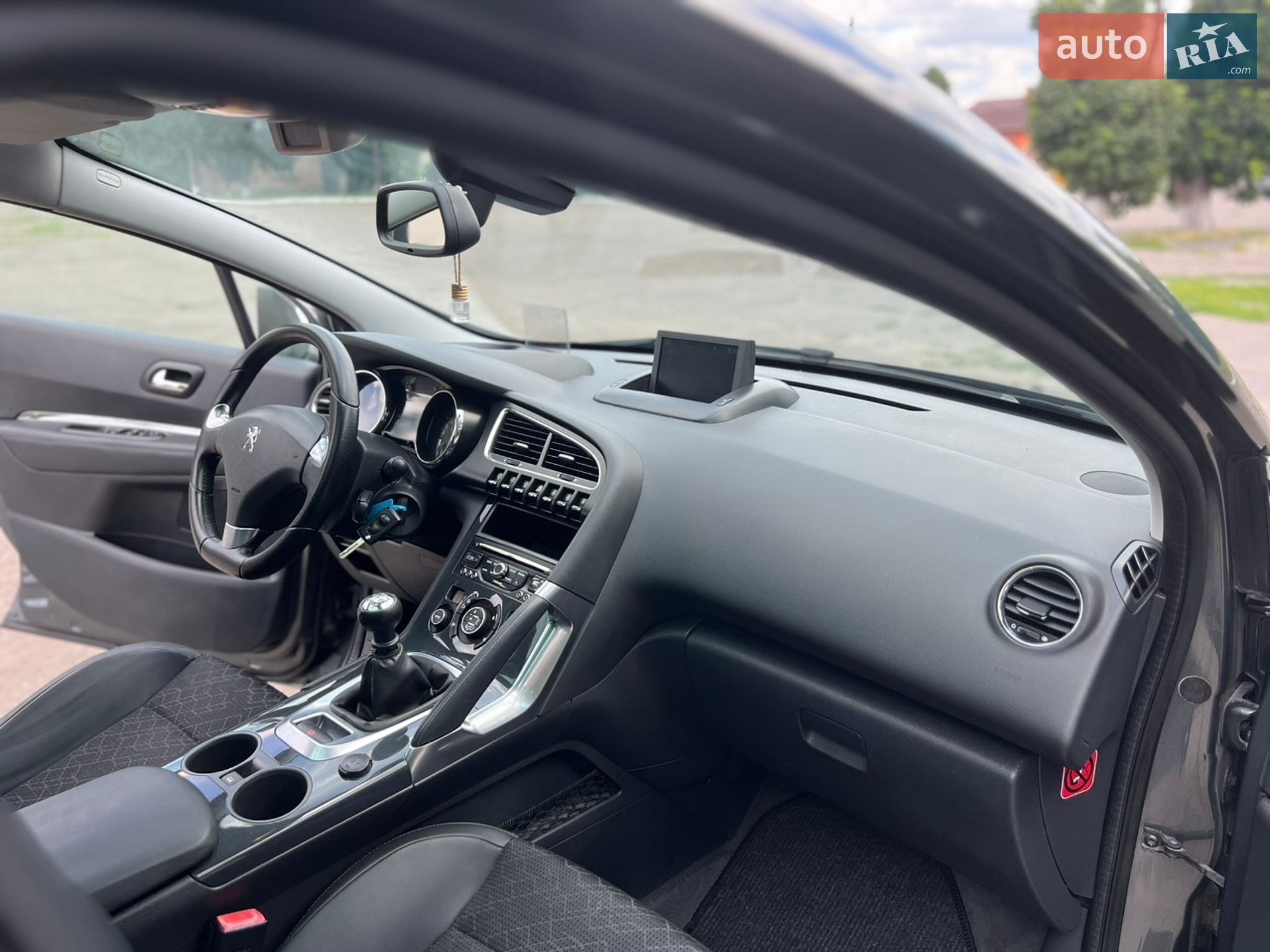 Peugeot 3008 2014 VIN VF30U9HD8DS251569 фото оголошення 27 з 45