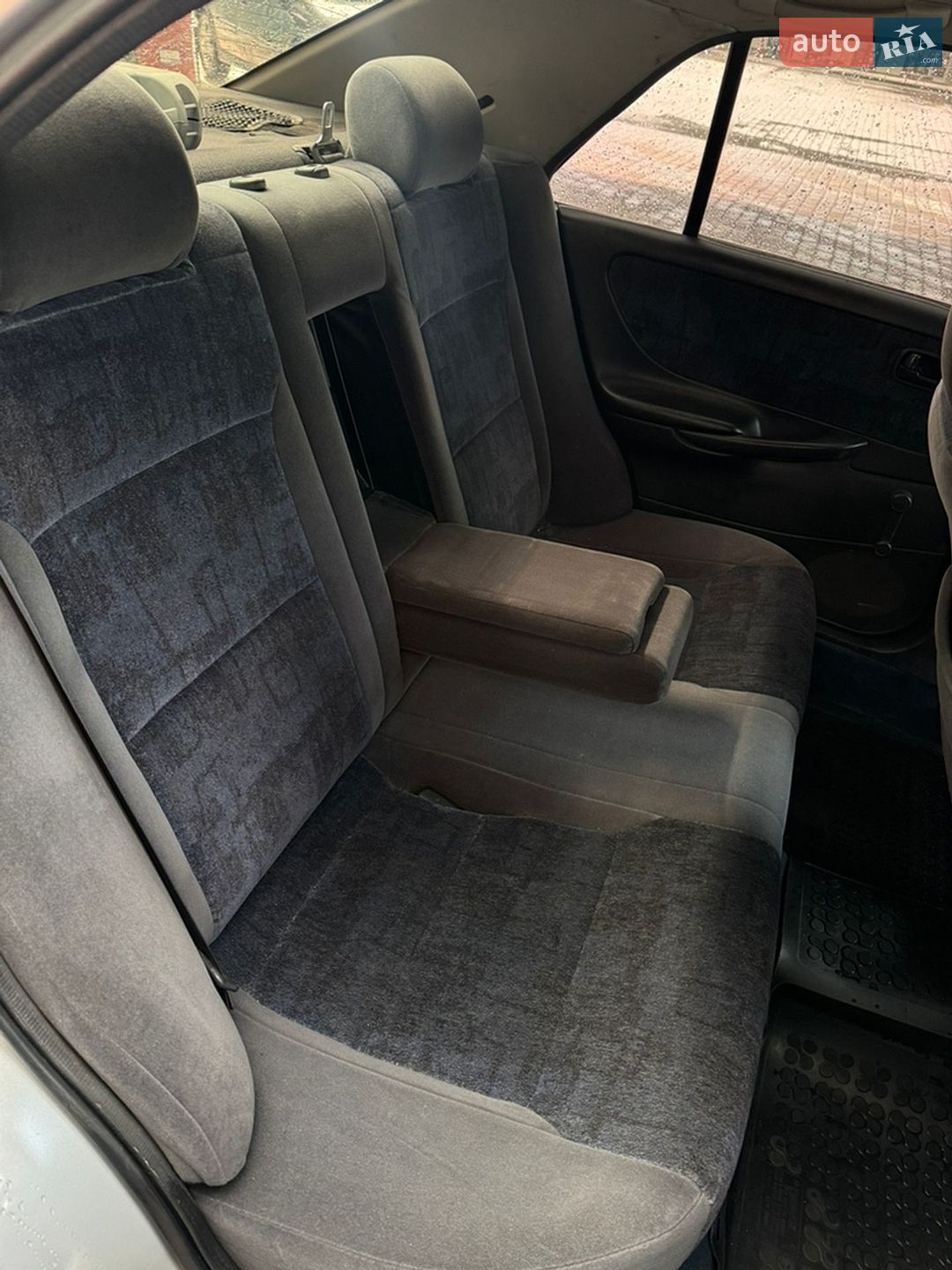 Mazda 626 1998 VIN JMZGF12F201183731 фото оголошення 25 з 27