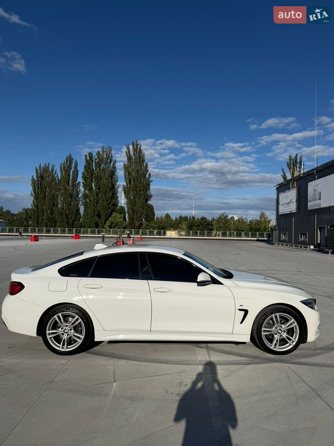 BMW 4 Series 2019 VIN WBA4H51000BM71864 фото оголошення 20 з 27