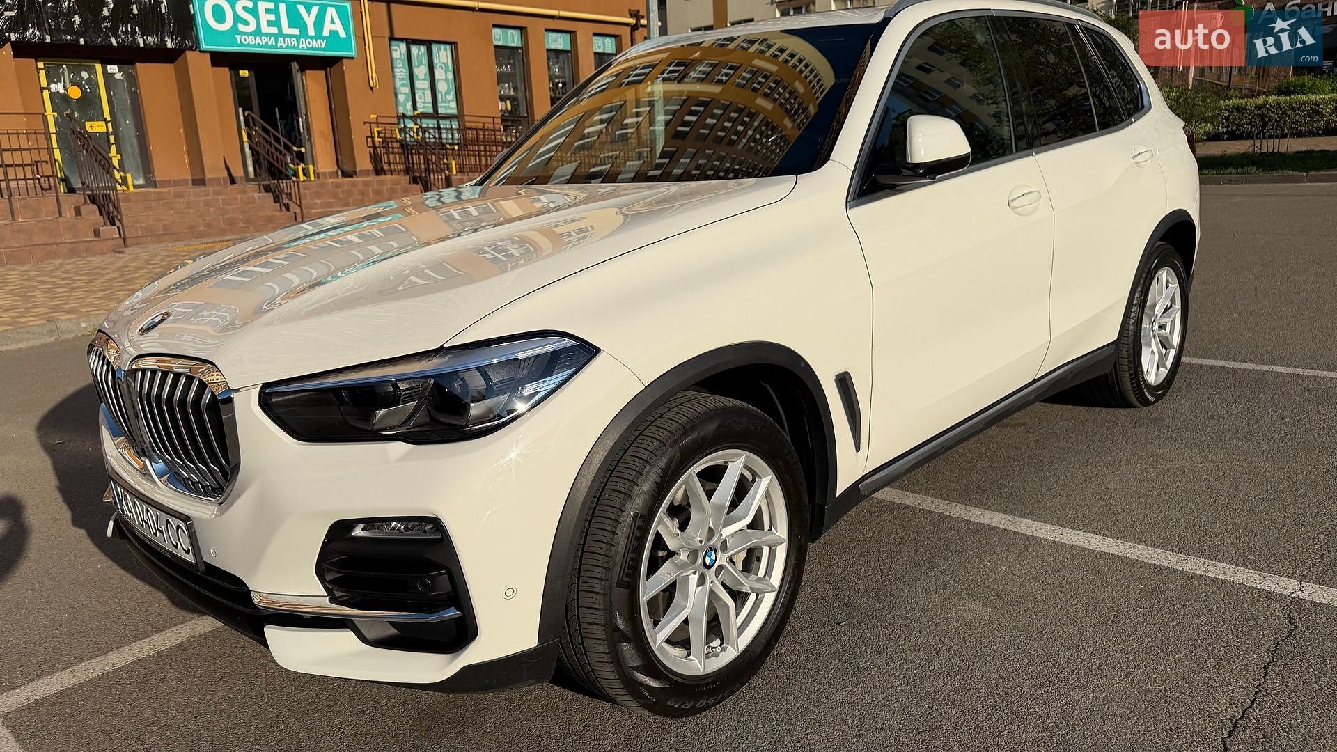 BMW X5 2020 VIN 5UXCR4C06LLE30660 фото оголошення 2 з 15