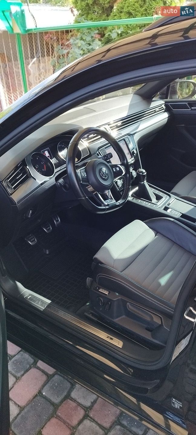 Volkswagen Passat 2016 VIN WVWZZZ3CZGE217424 фото оголошення 4 з 5