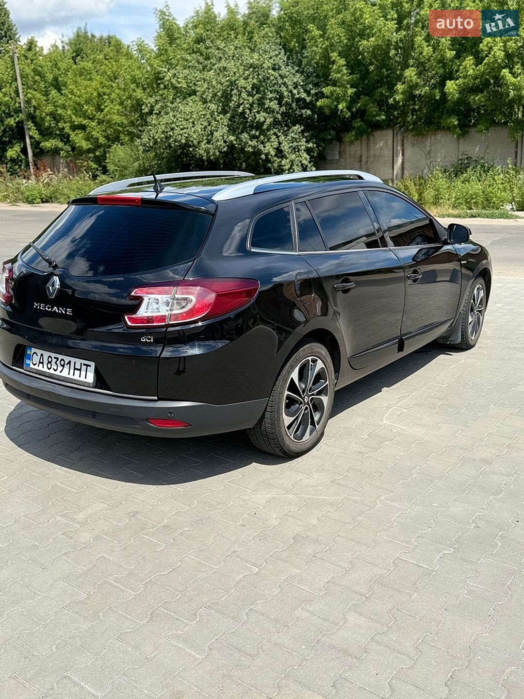 Renault Megane 2015 VIN VF1KZ030H54654323 фото оголошення 3 з 23