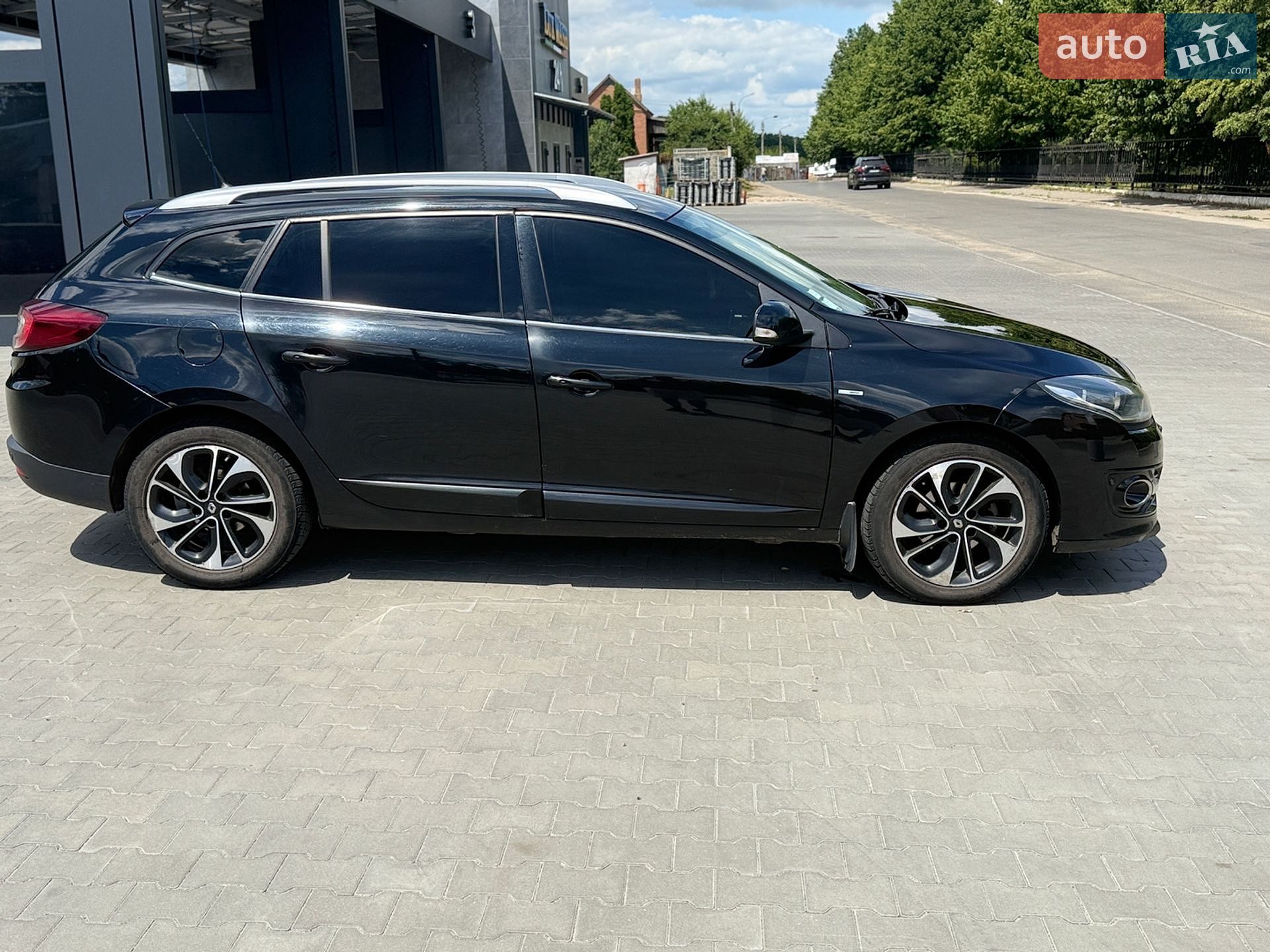 Renault Megane 2015 VIN VF1KZ030H54654323 фото оголошення 15 з 23