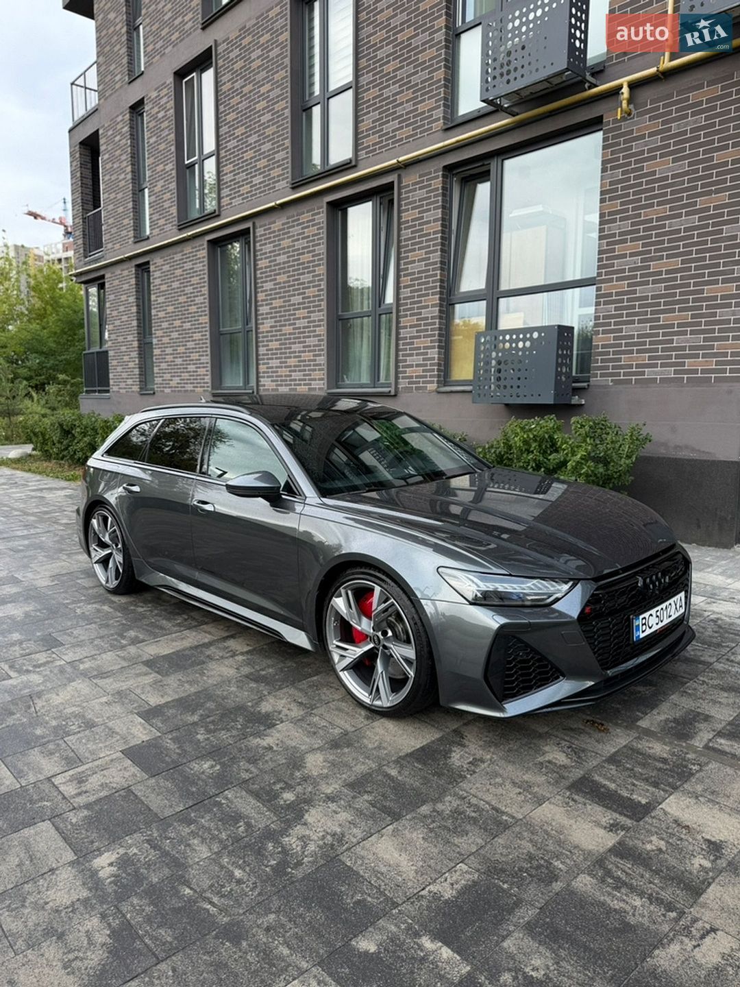 Audi RS6 2023 VIN WUAZZZF29RN903826 фото оголошення 2 з 30