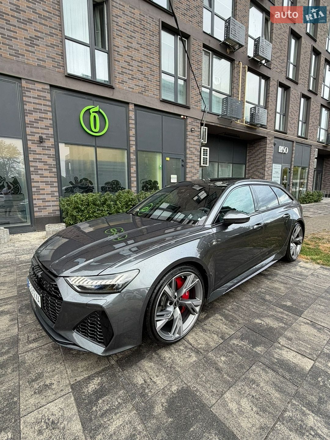Audi RS6 2023 VIN WUAZZZF29RN903826 фото оголошення 3 з 30