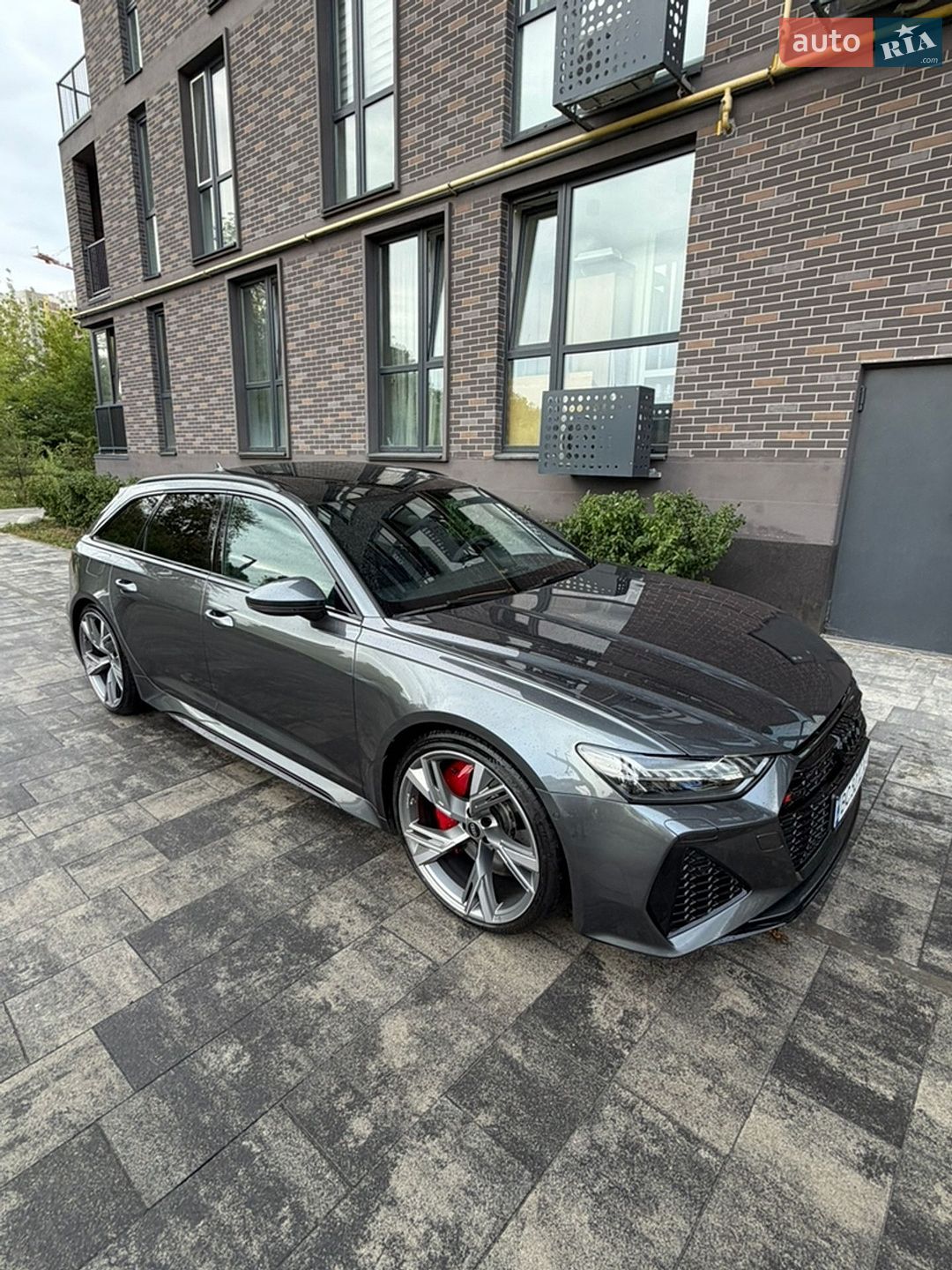 Audi RS6 2023 VIN WUAZZZF29RN903826 фото оголошення 10 з 30