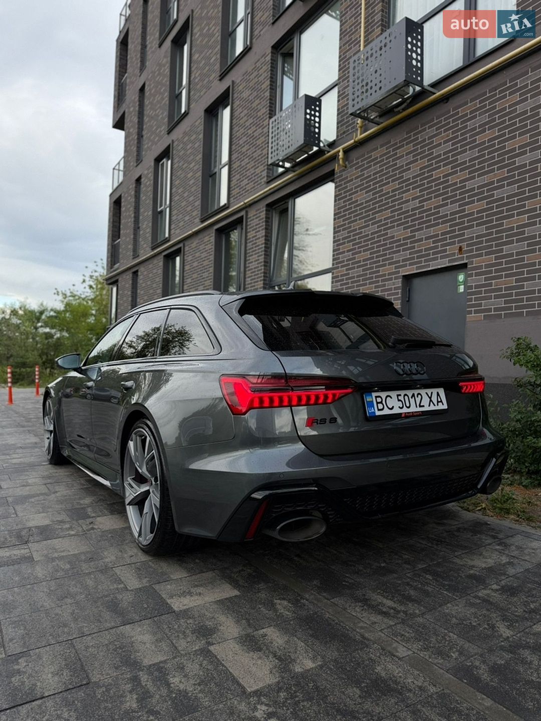 Audi RS6 2023 VIN WUAZZZF29RN903826 фото оголошення 13 з 30